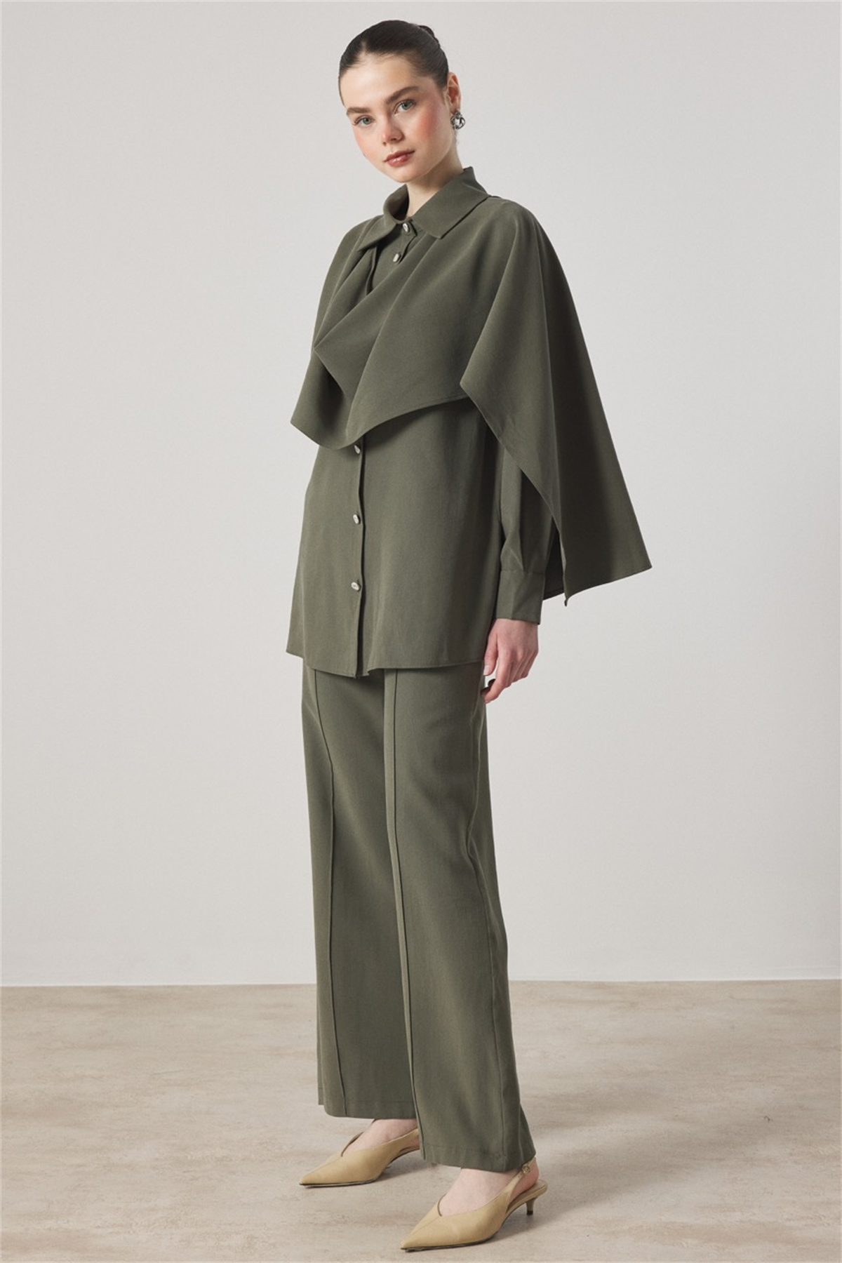 VALÉN OMUZDAN ŞALLI TAKIM - Haki