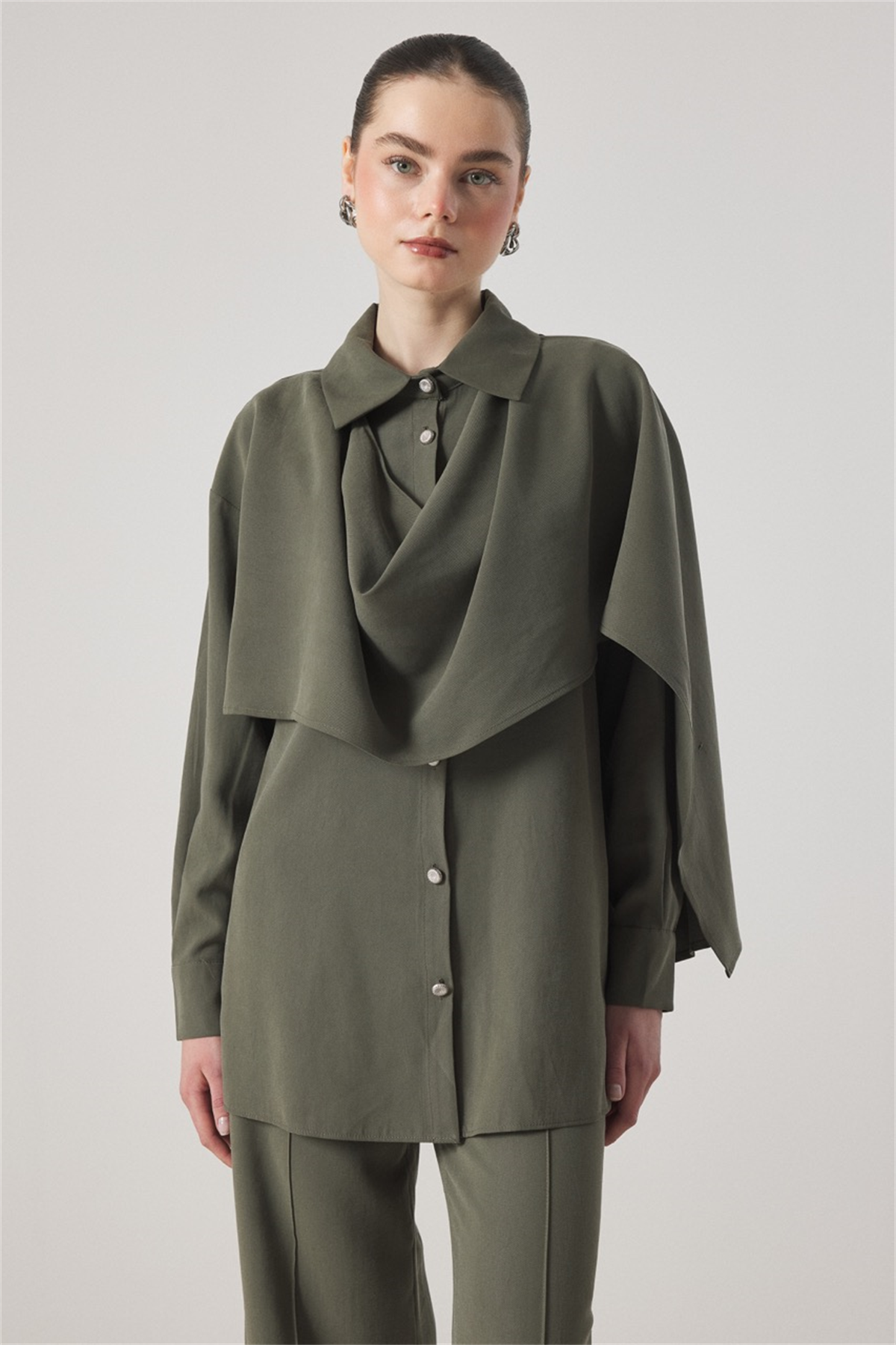 VALÉN OMUZDAN ŞALLI TAKIM - Haki