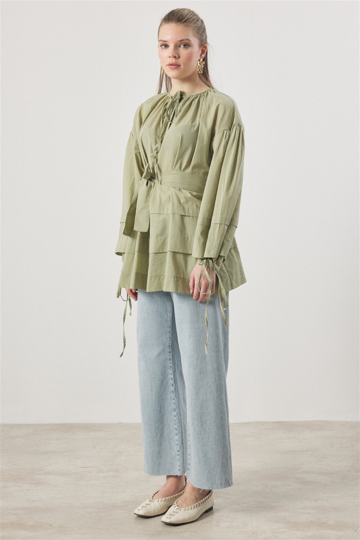 Yaka Biye Geniş Nervürlü Gömlek - Çağla