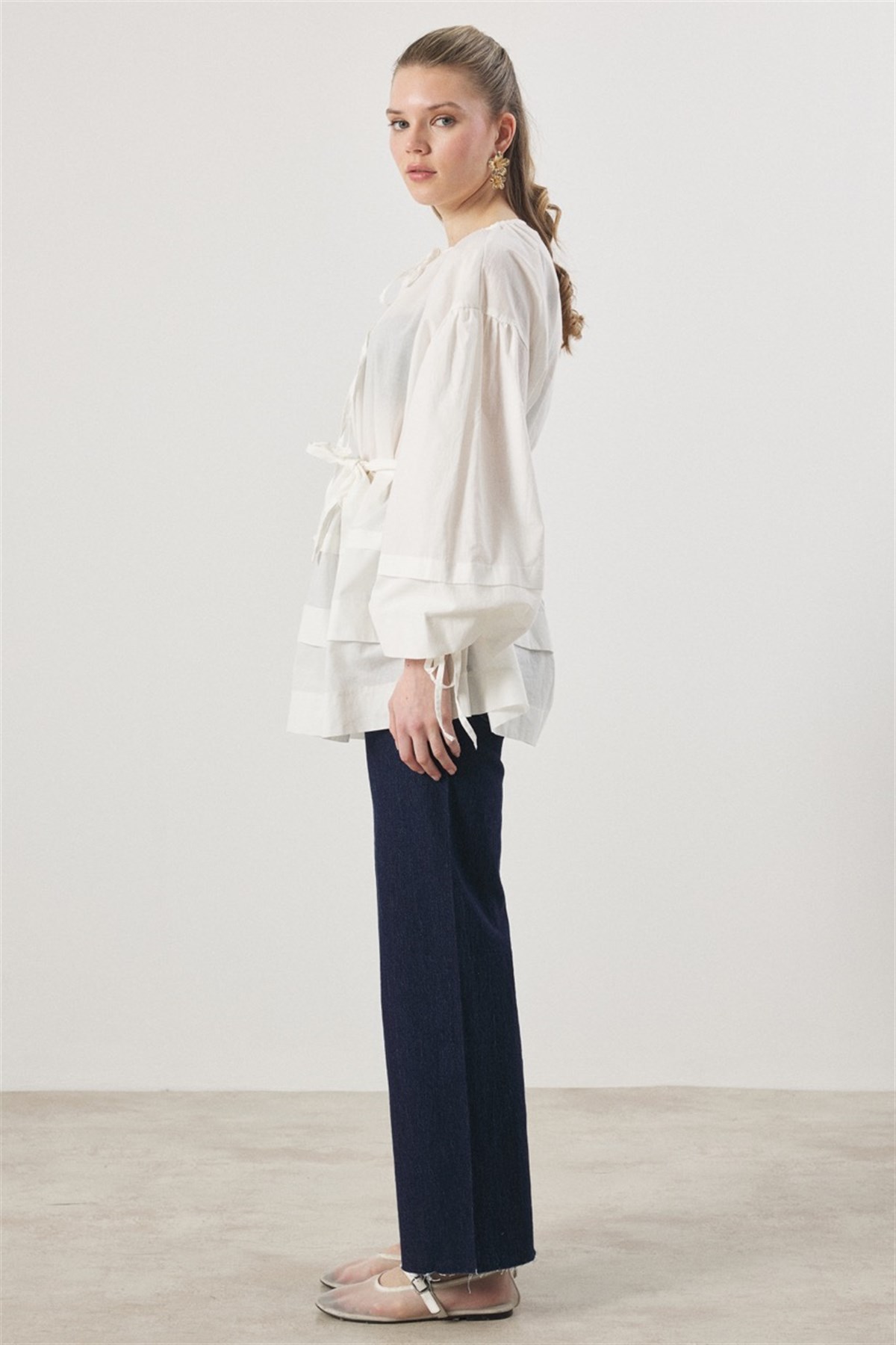 Yaka Biye Geniş Nervürlü Gömlek - Ekru