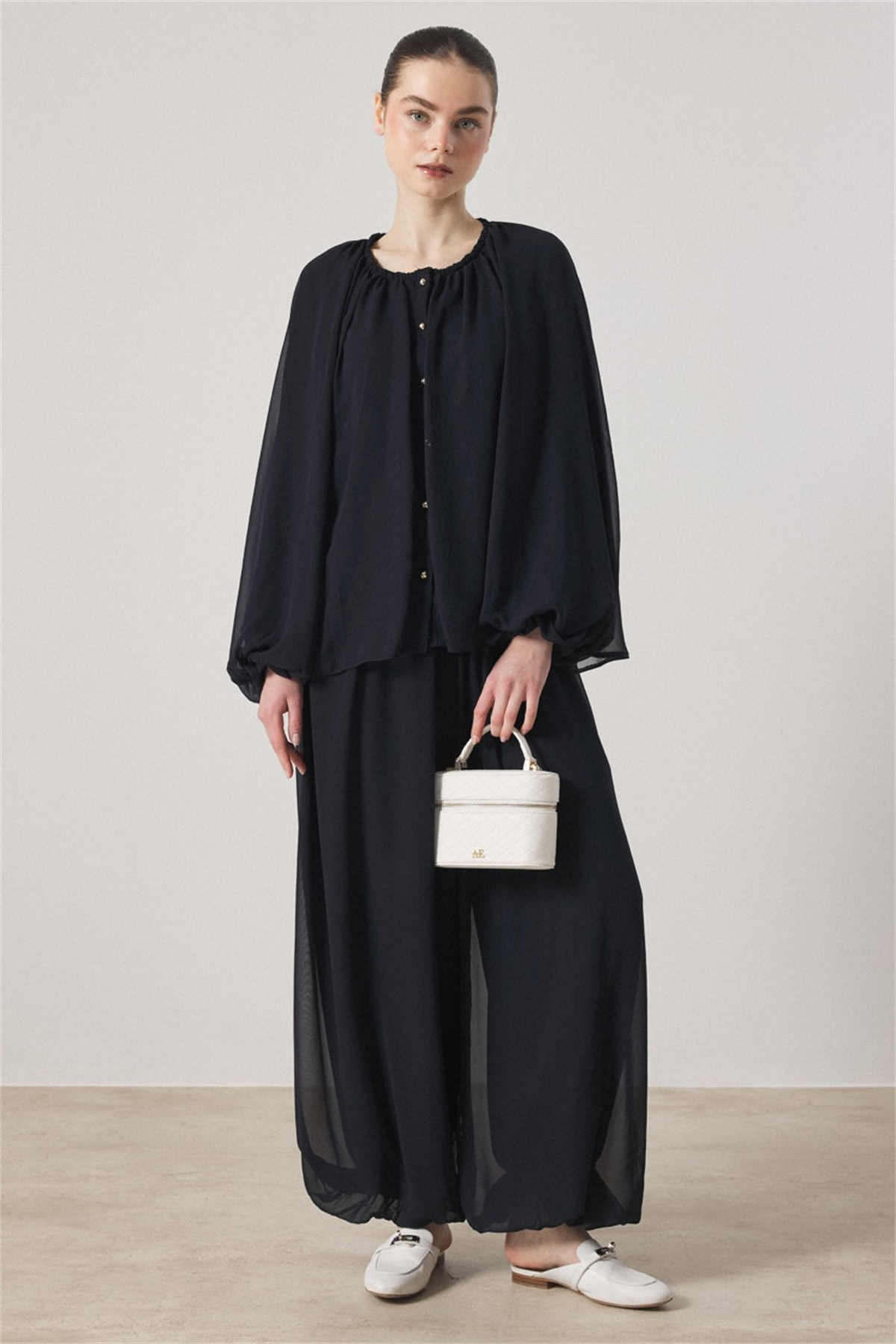 Yaka Büzgülü Şifon Takım - Lacivert