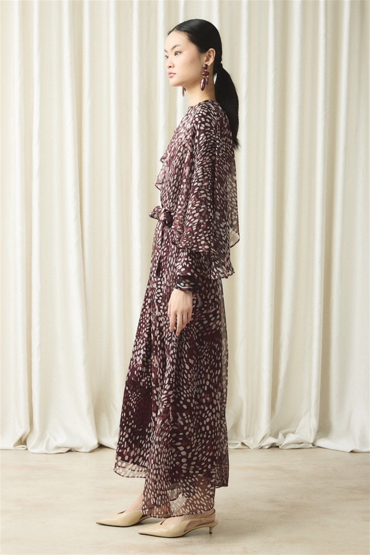 Yaka Detay Baskılı Şifon Elbise - Bordo