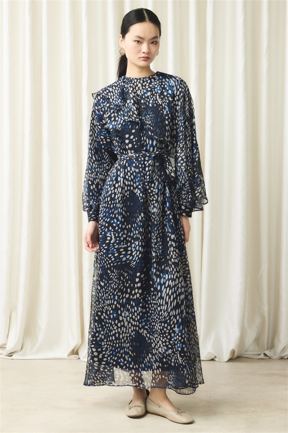 Yaka Detay Baskılı Şifon Elbise - Lacivert