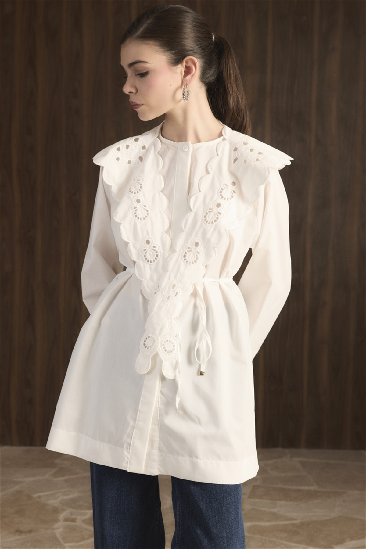 Yaka Nakışlı Dacron Gömlek - Ekru