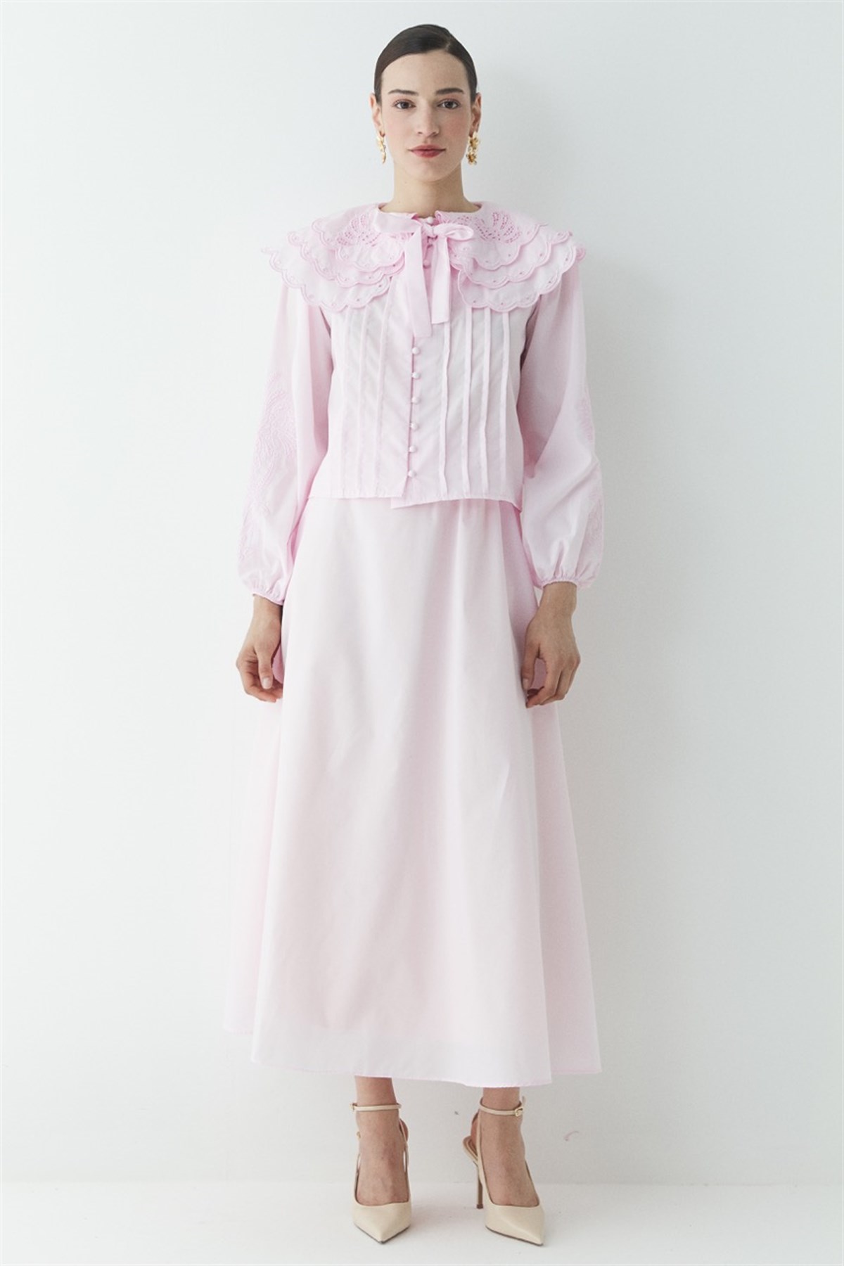 Yaka Nakışlı Dacron Takım - Pembe