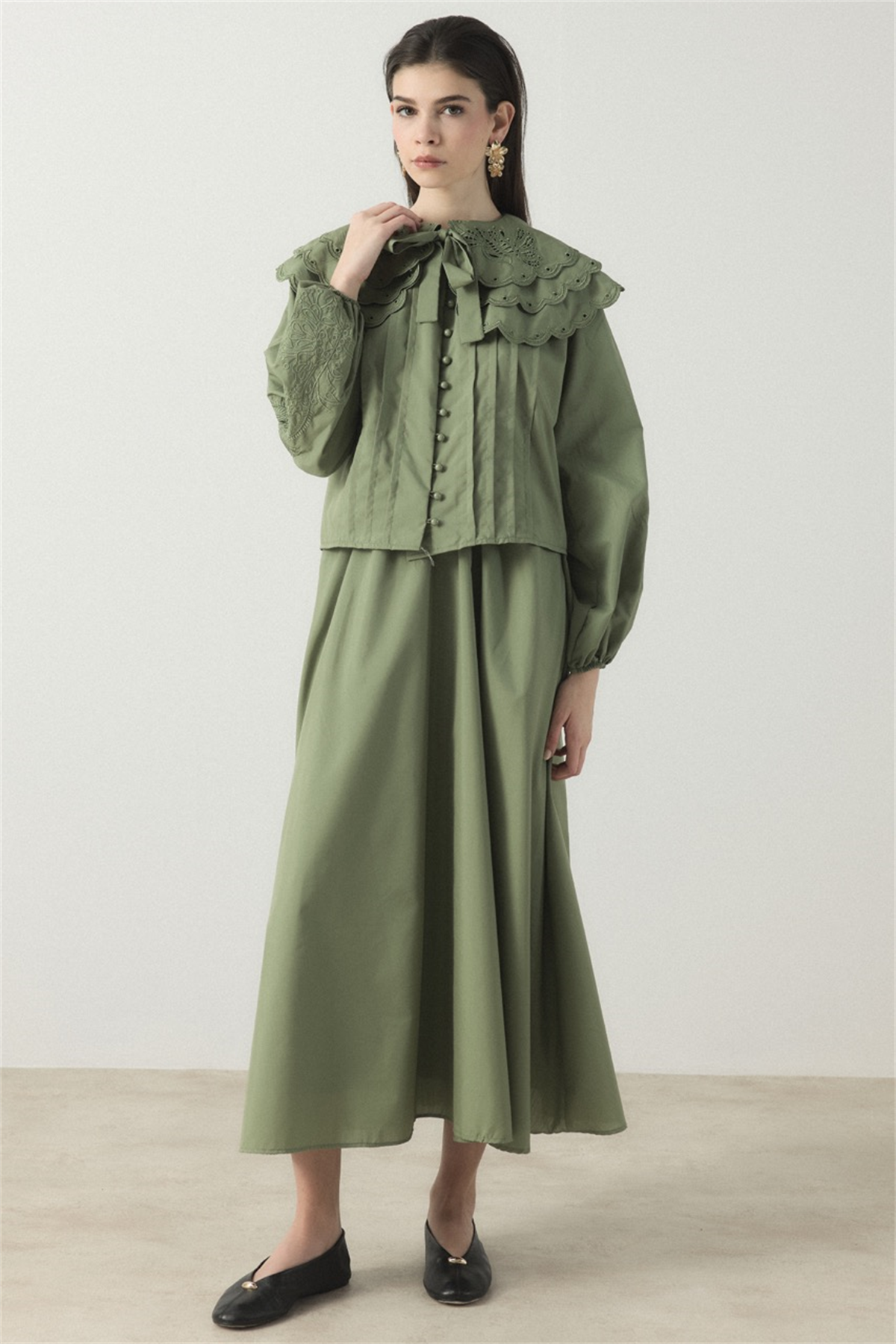 Yaka Nakışlı Dacron Takım - Yeşil