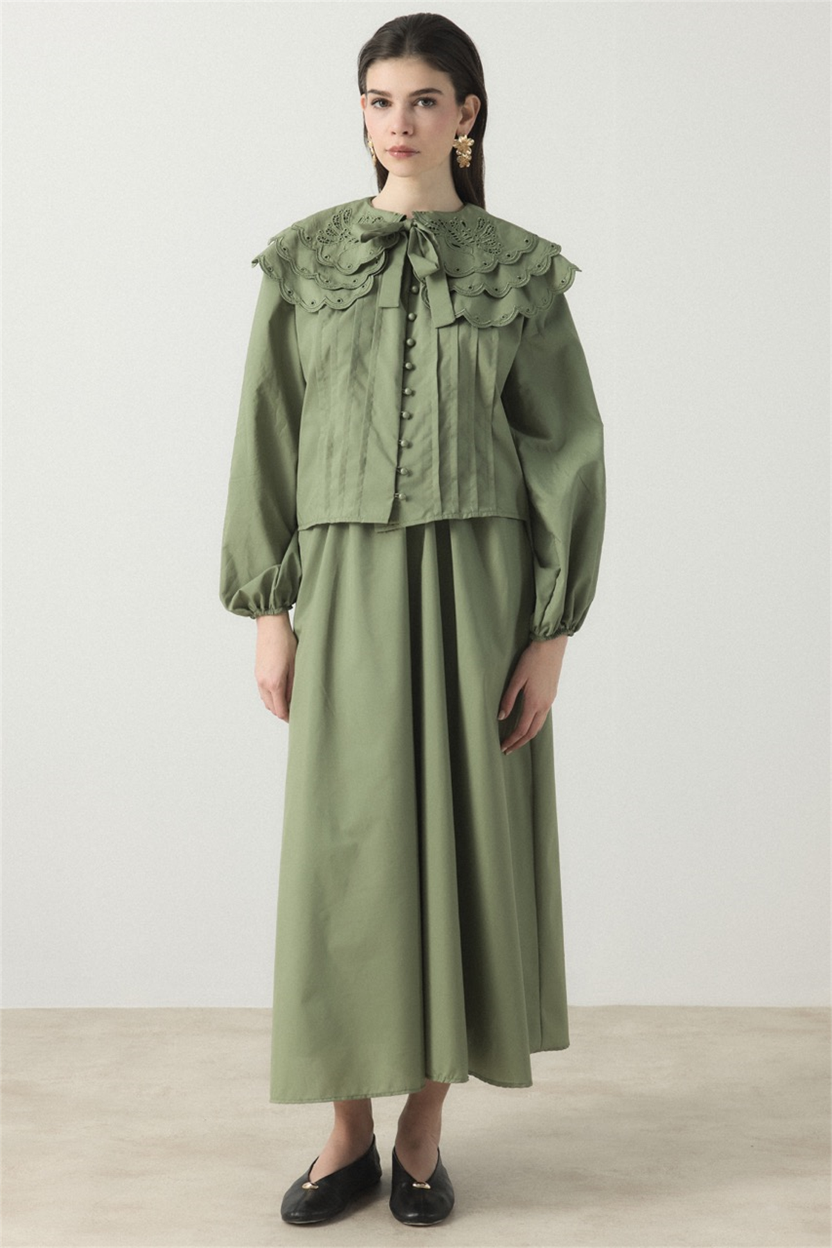 Yaka Nakışlı Dacron Takım - Yeşil