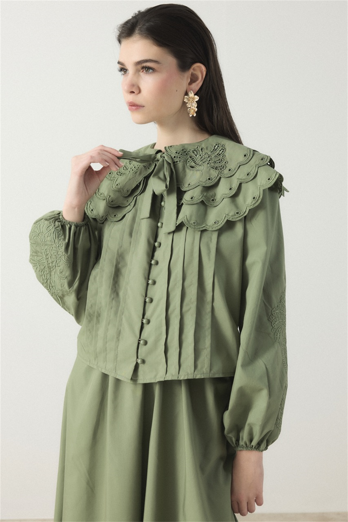 Yaka Nakışlı Dacron Takım - Yeşil