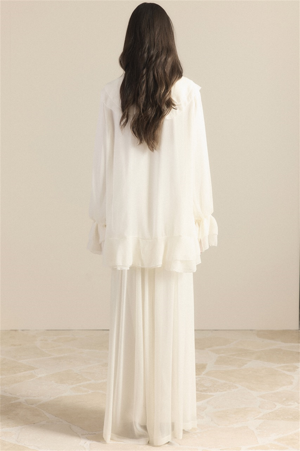 Yaka ve Kol Volanlı Şifon Takım - Ekru