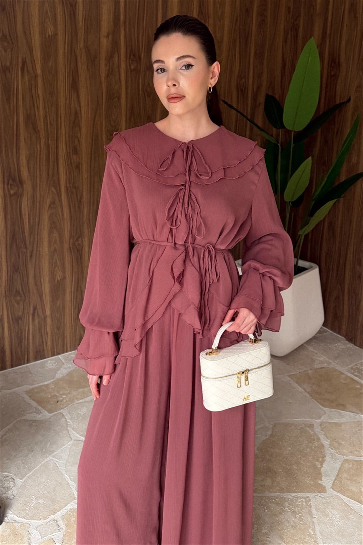 Yaka ve Kol Volanlı Şifon Takım - Pembe