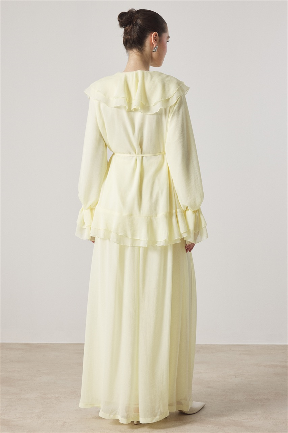 Yaka ve Kol Volanlı Şifon Takım - Sarı