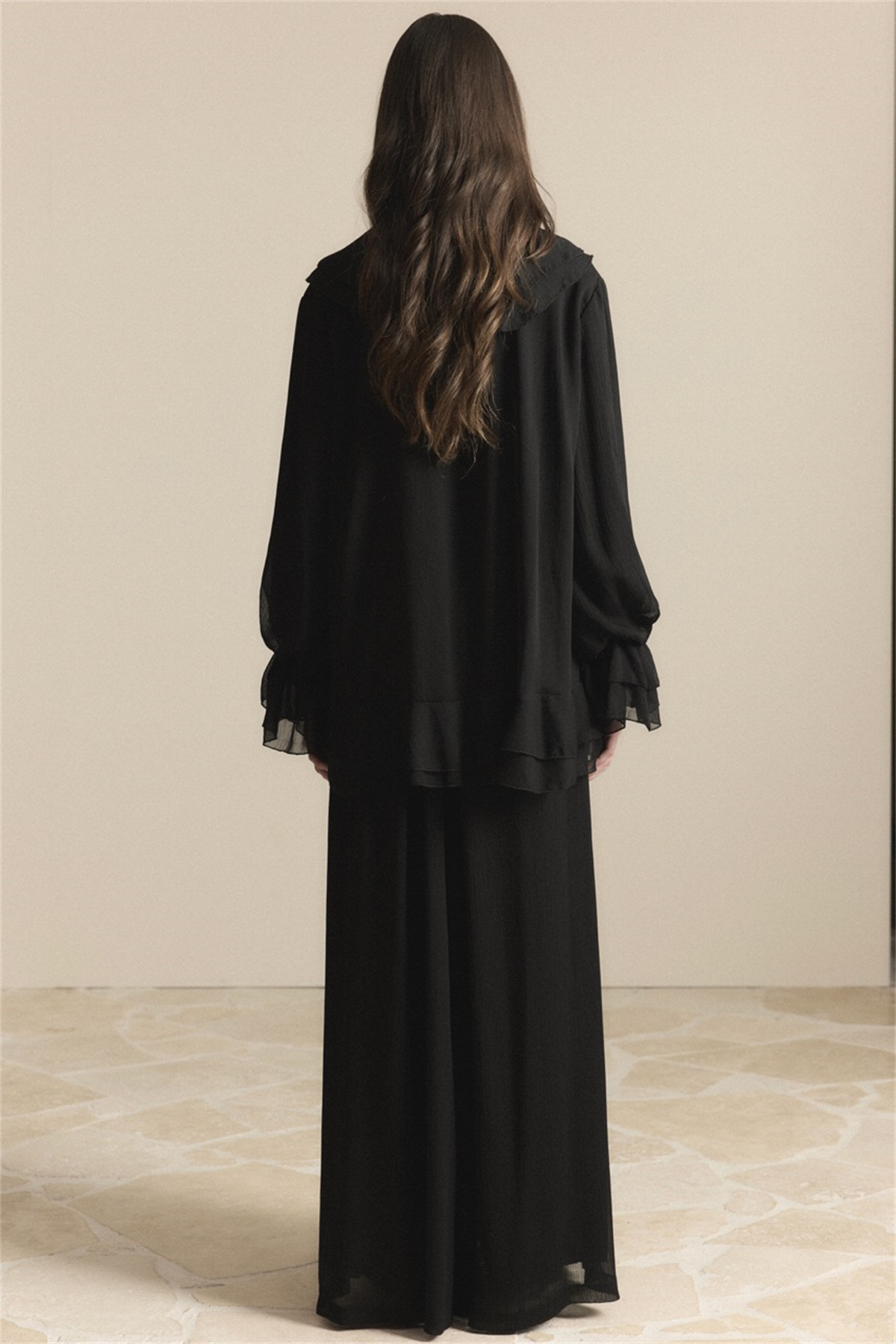 Yaka ve Kol Volanlı Şifon Takım - Siyah