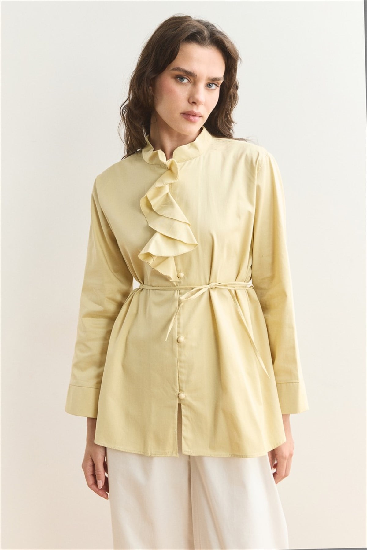 Yaka Volanlı Compact Saten Gömlek - Butter Yellow