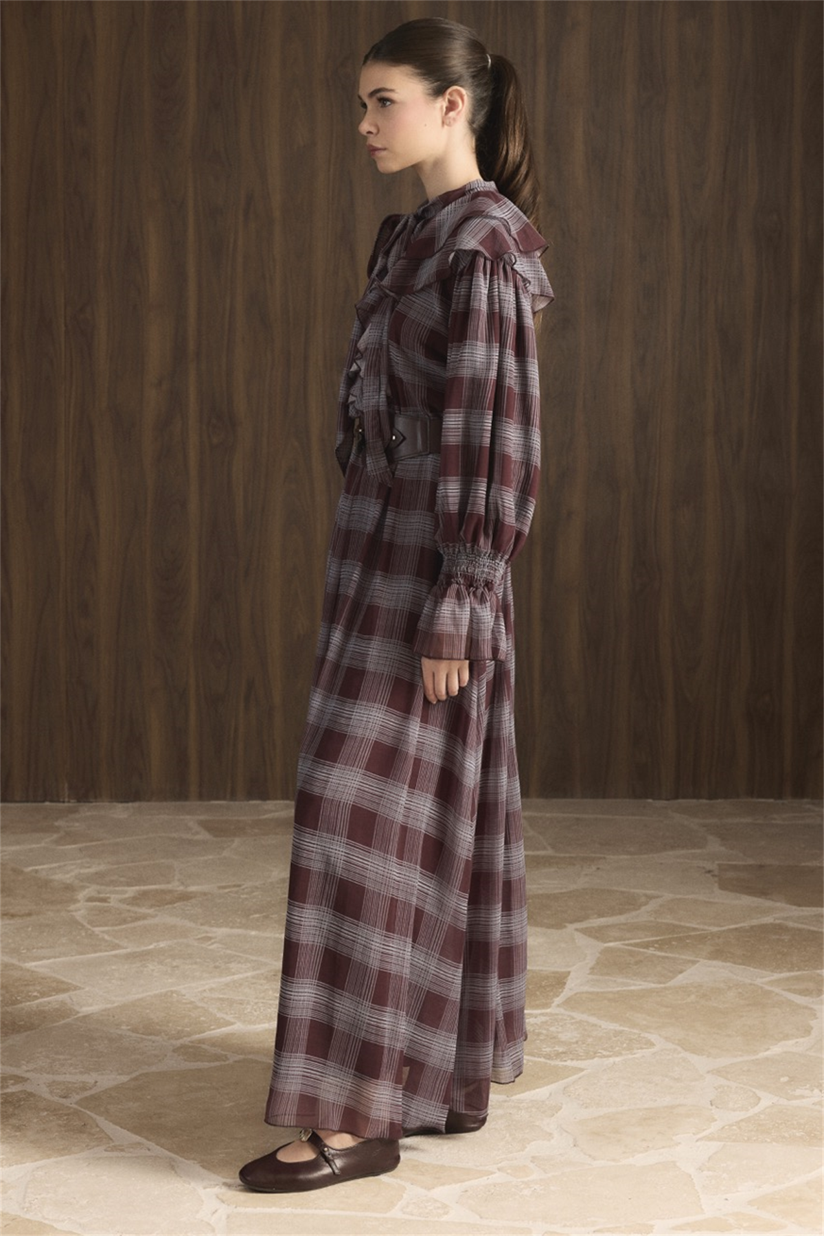 Yaka Volanlı Ekose Şifon Elbise - Bordo