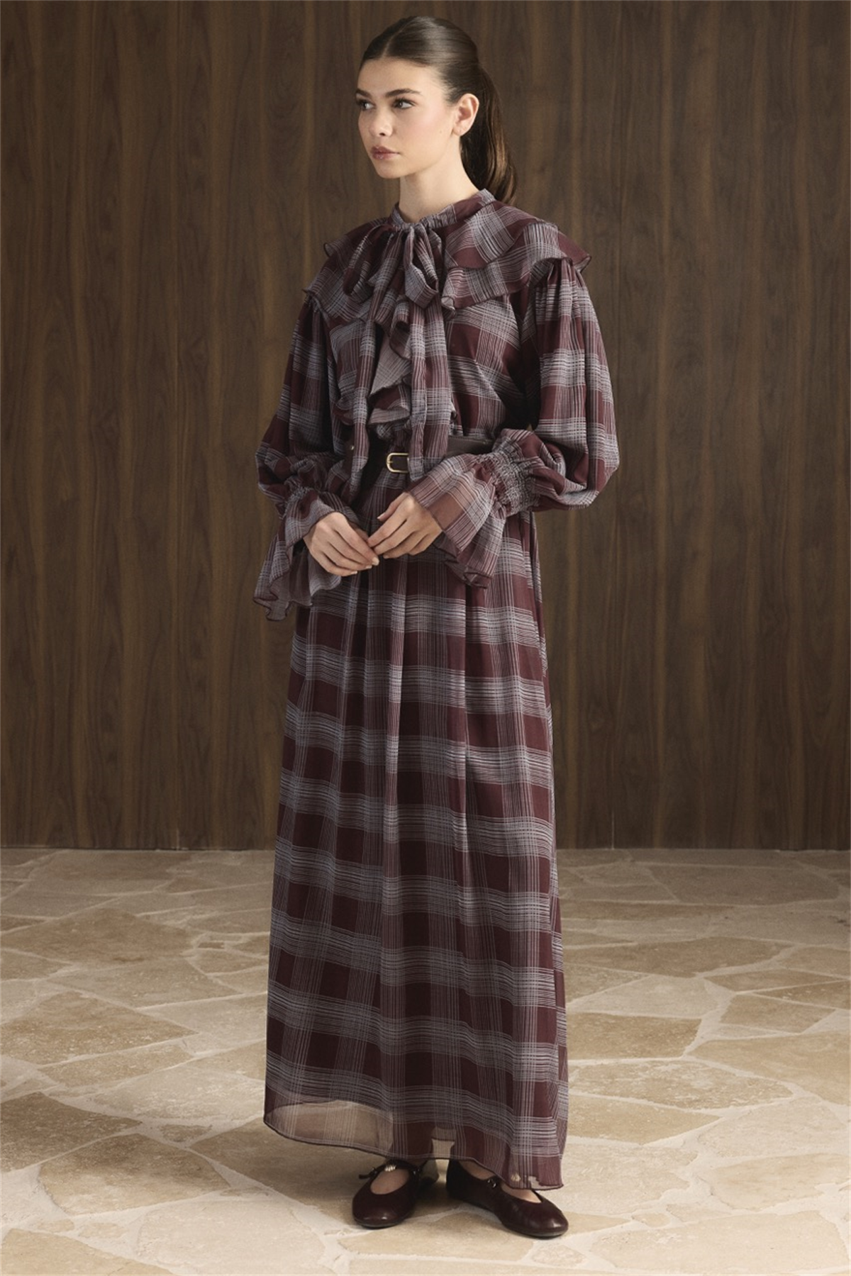 Yaka Volanlı Ekose Şifon Elbise - Bordo