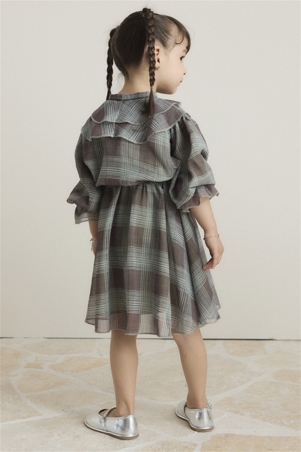 Yaka Volanlı Şifon Ekose Elbise - Haki