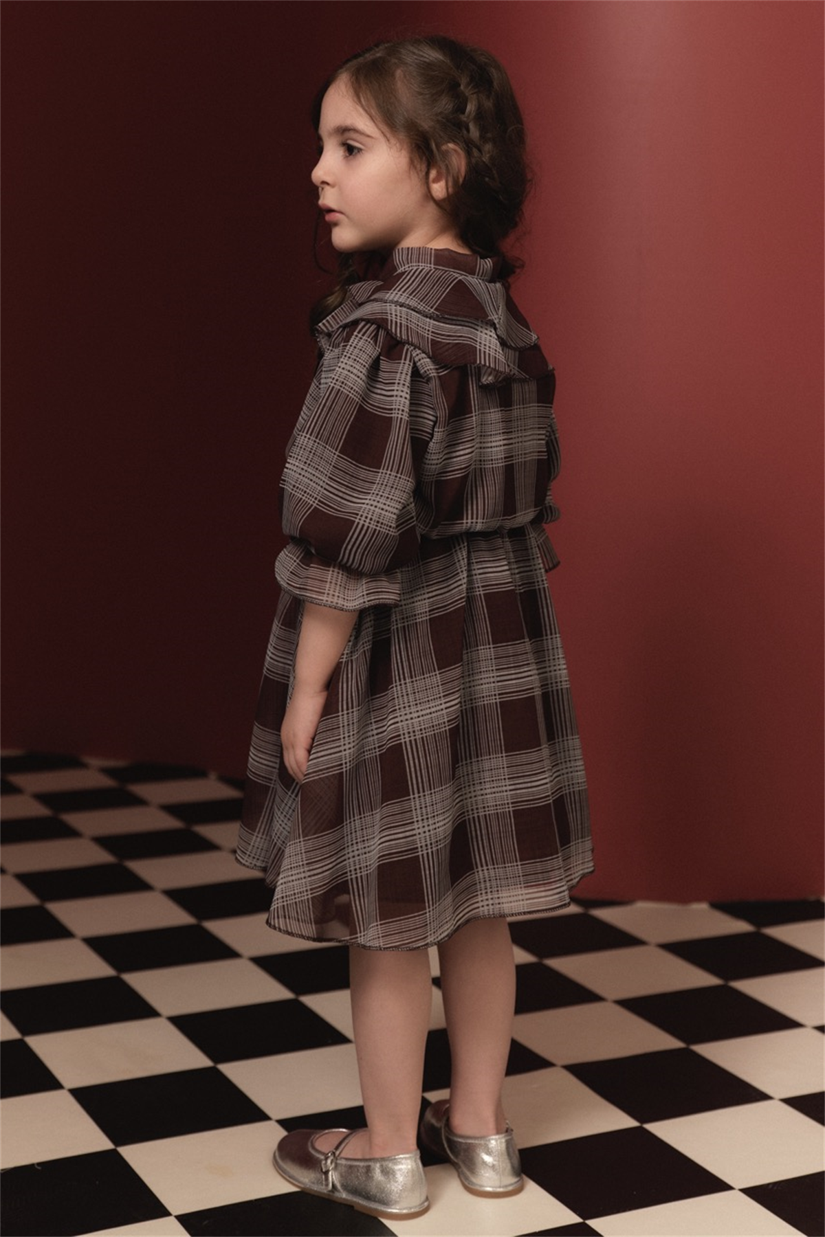 Yaka Volanlı Şifon Ekose Elbise - Kahve