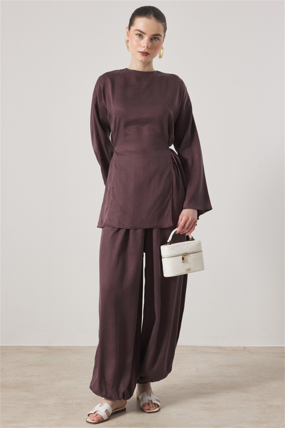 Yırtmaç Detaylı Pantolonlu Takım - Bordo