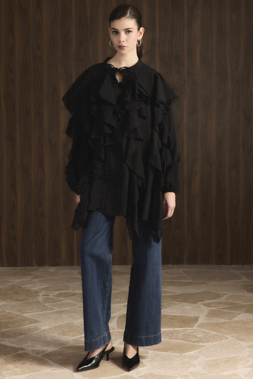 Melis Önü Fırfırlı Gömlek - Siyah