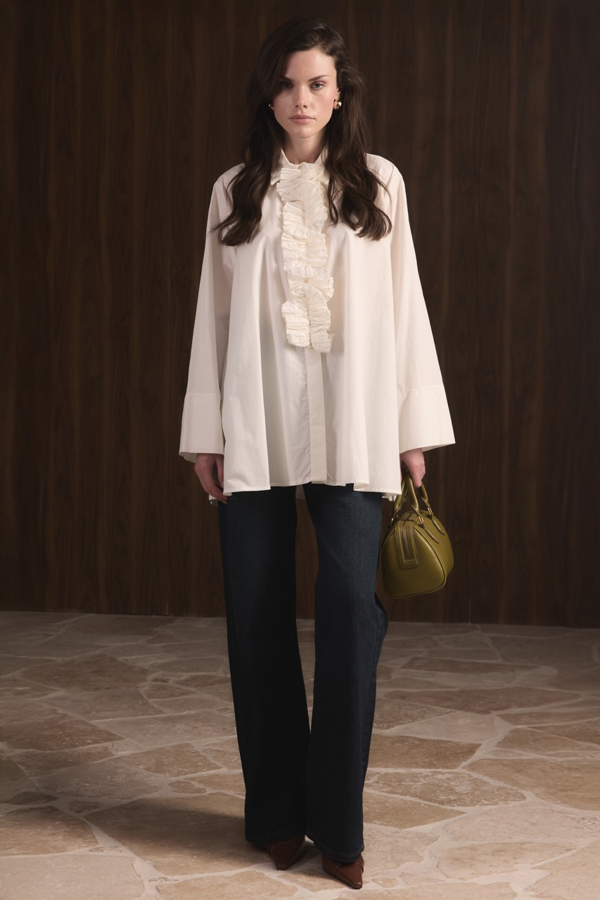 Önü Piliseli Fırfırlı Gömlek - Ekru