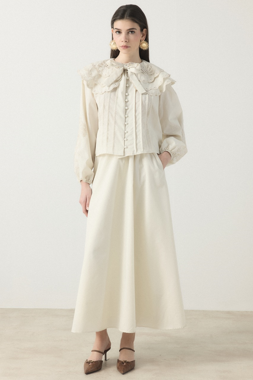 Yaka Nakışlı Dacron Takım - Krem