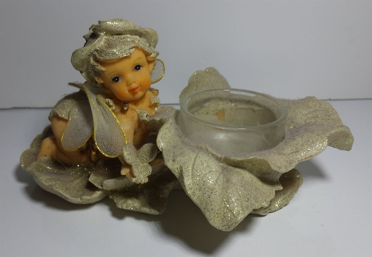 Dekoratif Kız Figürlü Şamdan ( EVD006 )