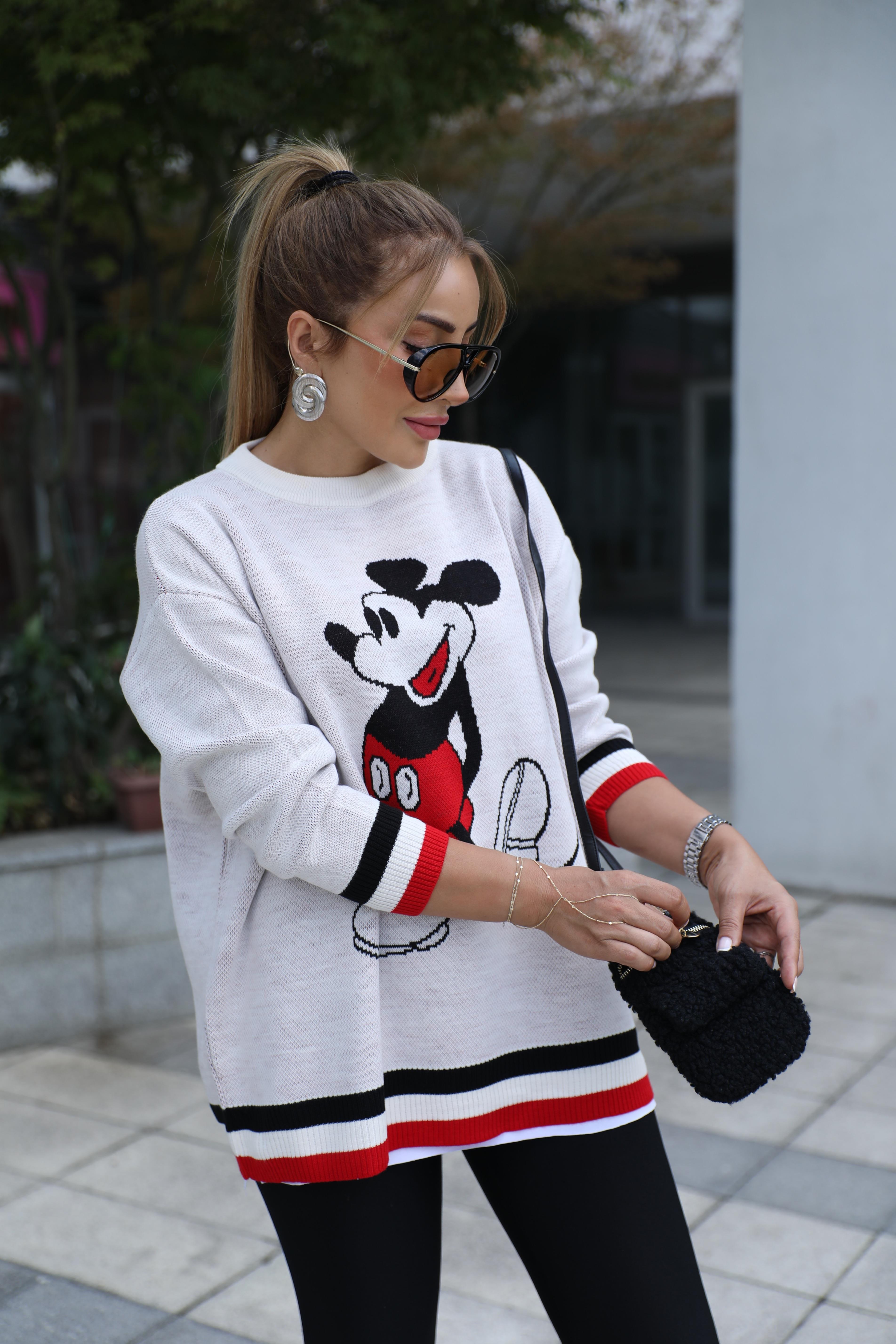 Ekru Mickey Kazak