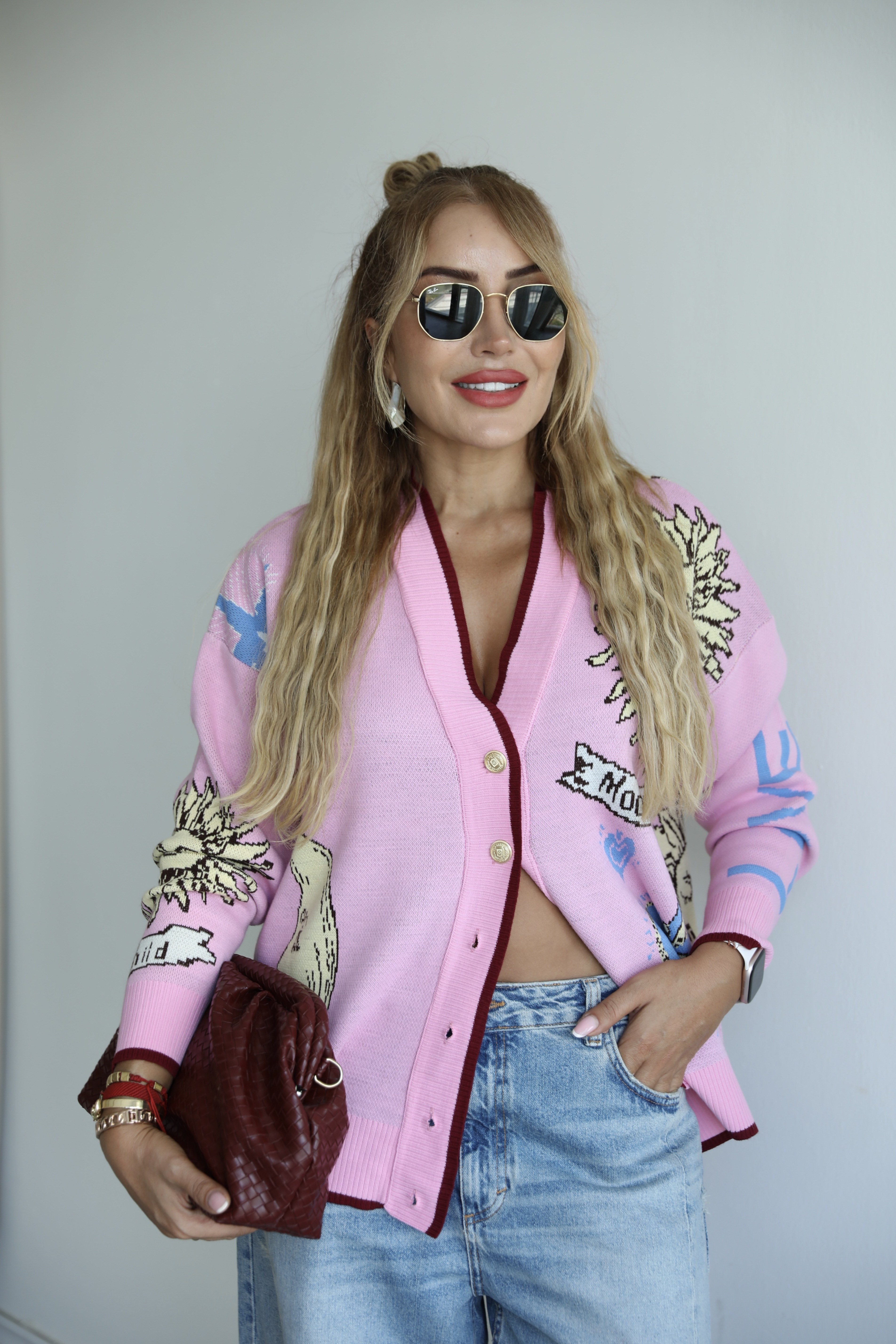 Pembe Güneş Desenli Dokulu Hırka