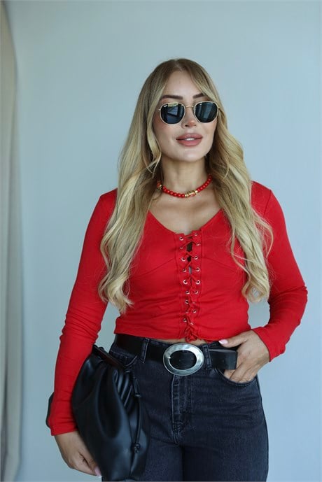 Kırmızı Kuşgözü Detaylı Bluz