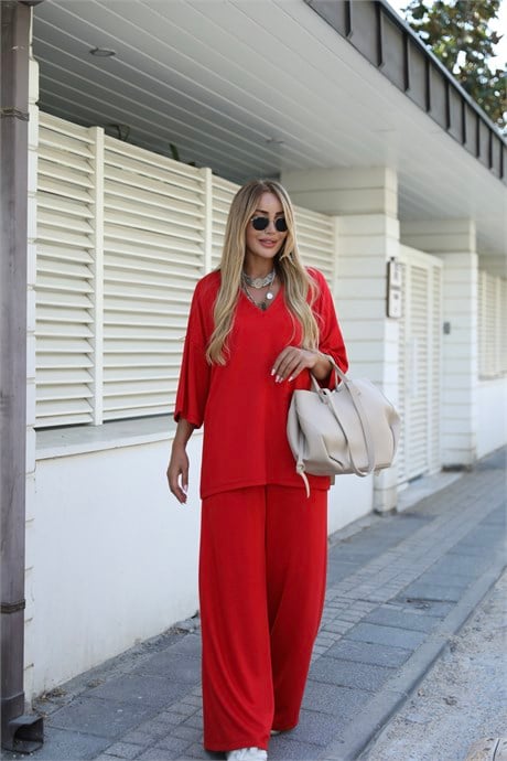 Kırmızı V Yaka Oversize Takım 