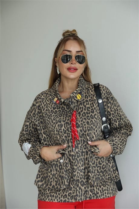 Leopar Broşlu Gabardin Ceket