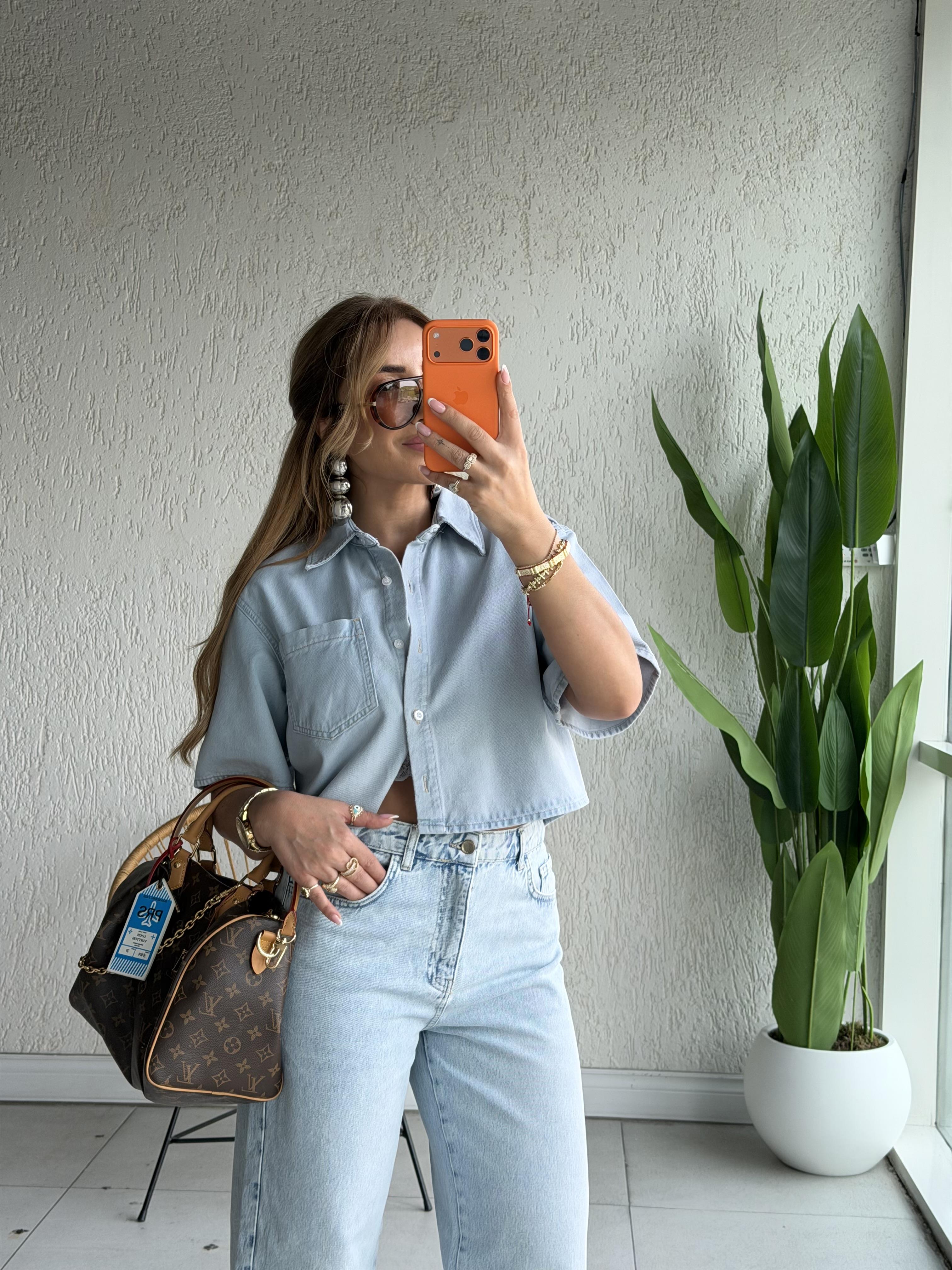 Açık Mavi Denim Kısa Gömlek