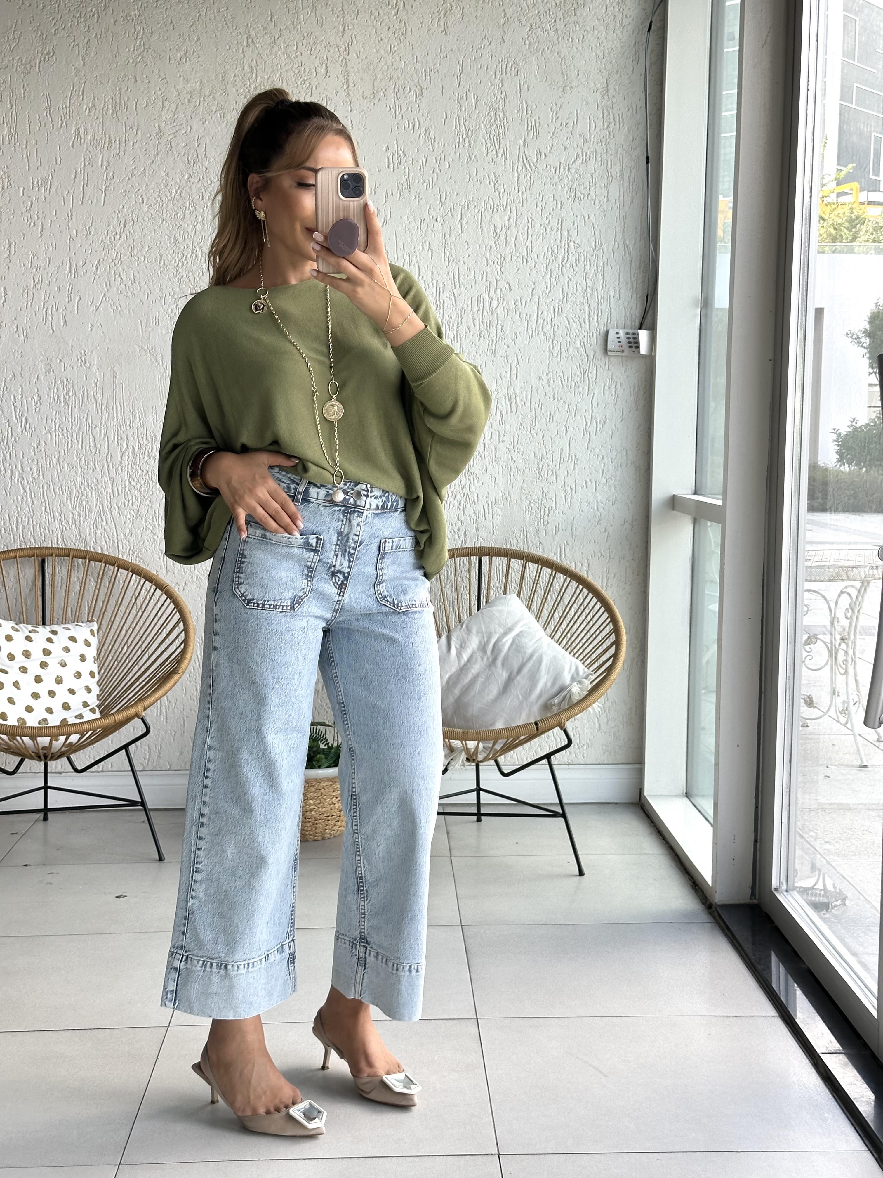 Açık Mavi Ön Cep Detaylı Denim