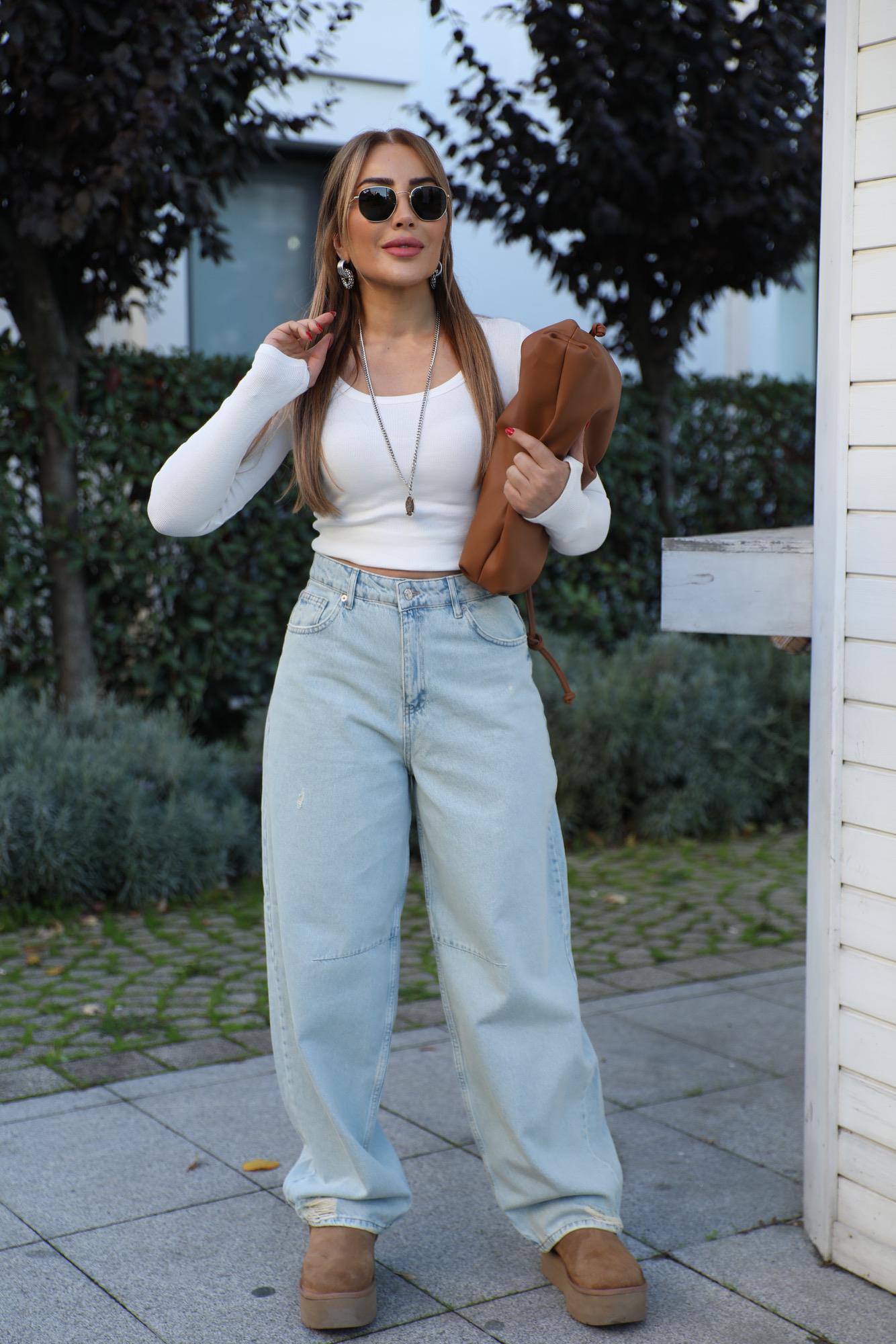 Açık Mavi Pens Detay Jean