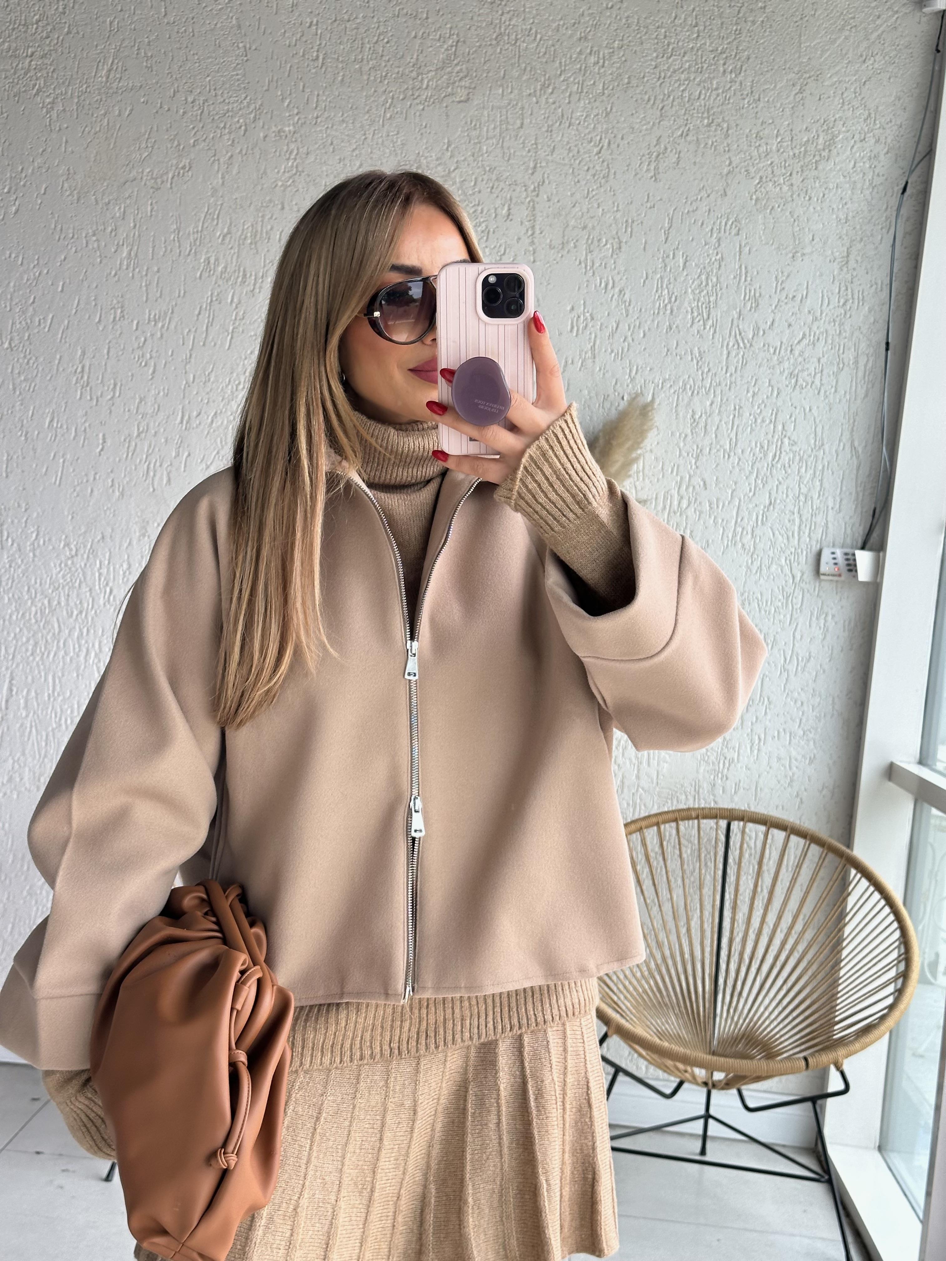 Bej Oversize Kaşe Ceket