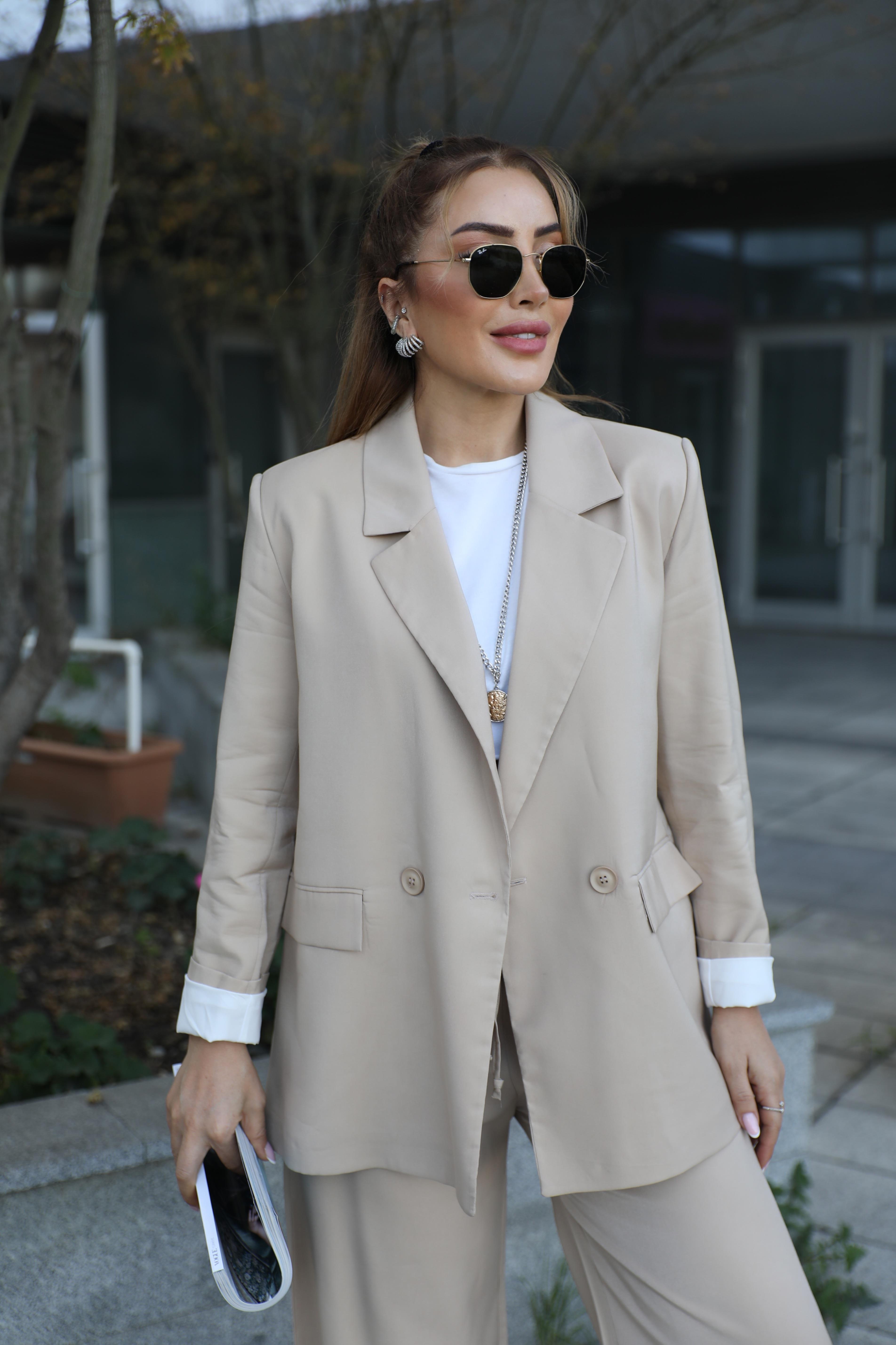 Bej Parlak Ceket Pantolon Takım 