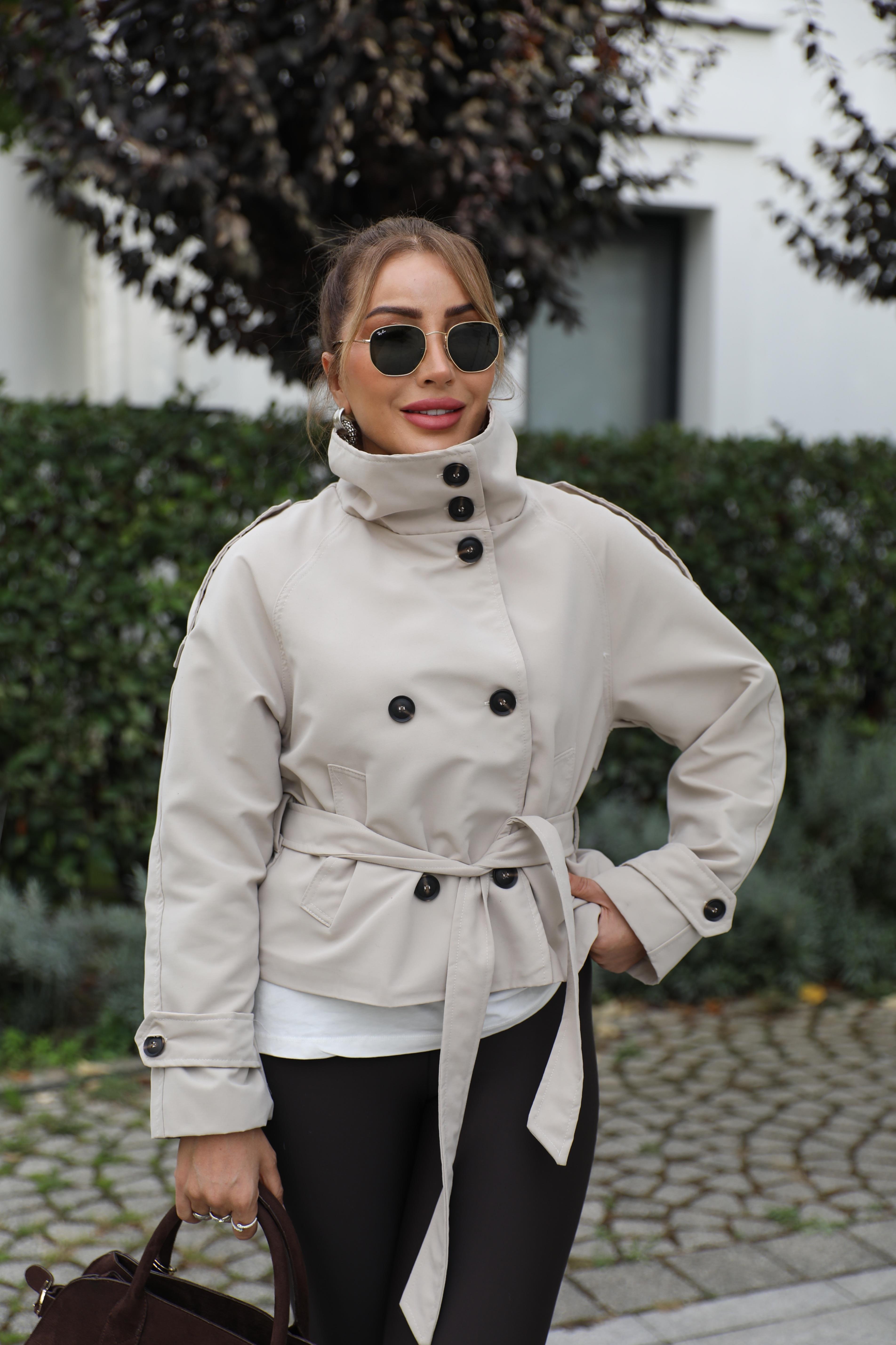 Bej Yaka Detay Kuşaklı Trenç