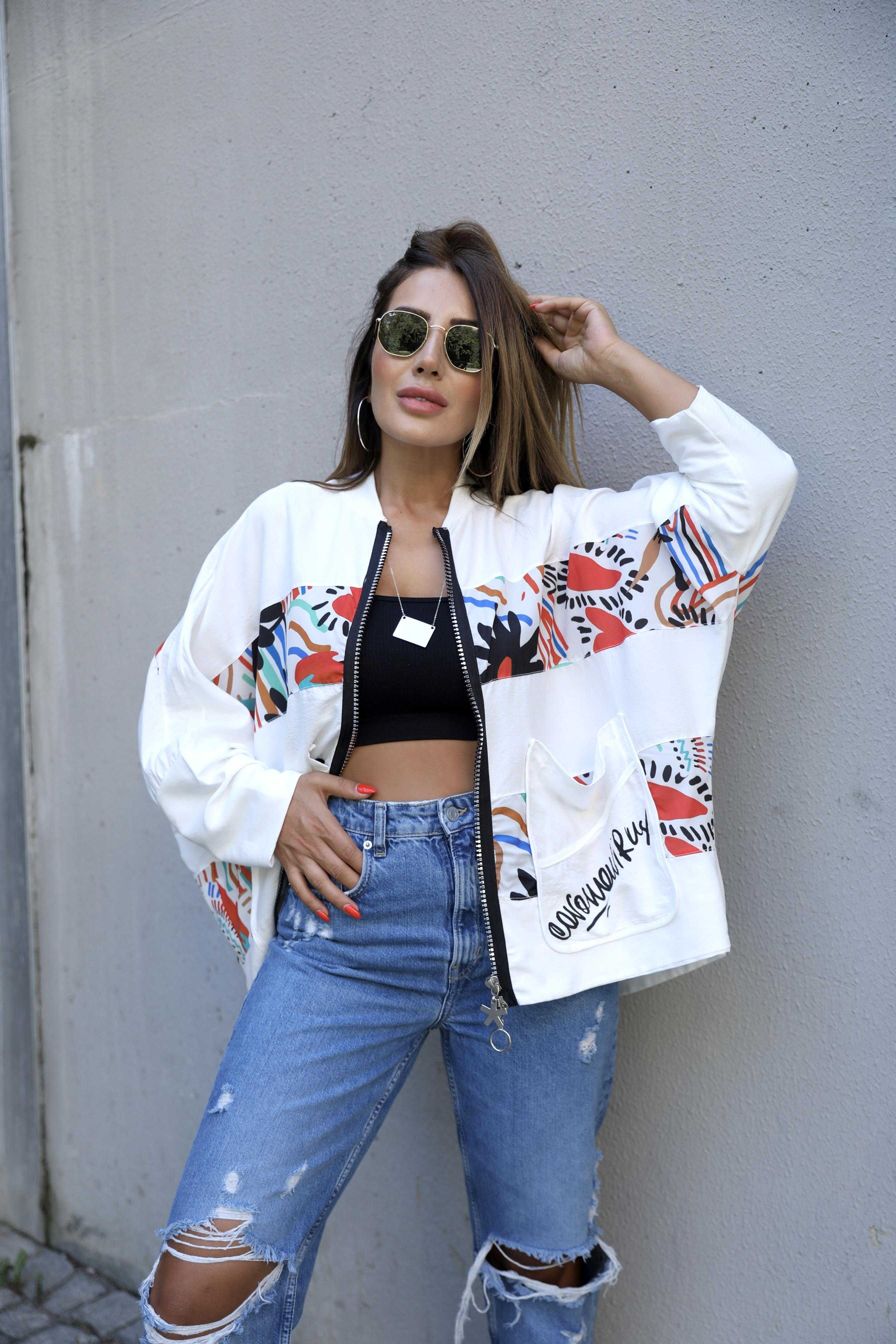 Beyaz Detaylı Ceket