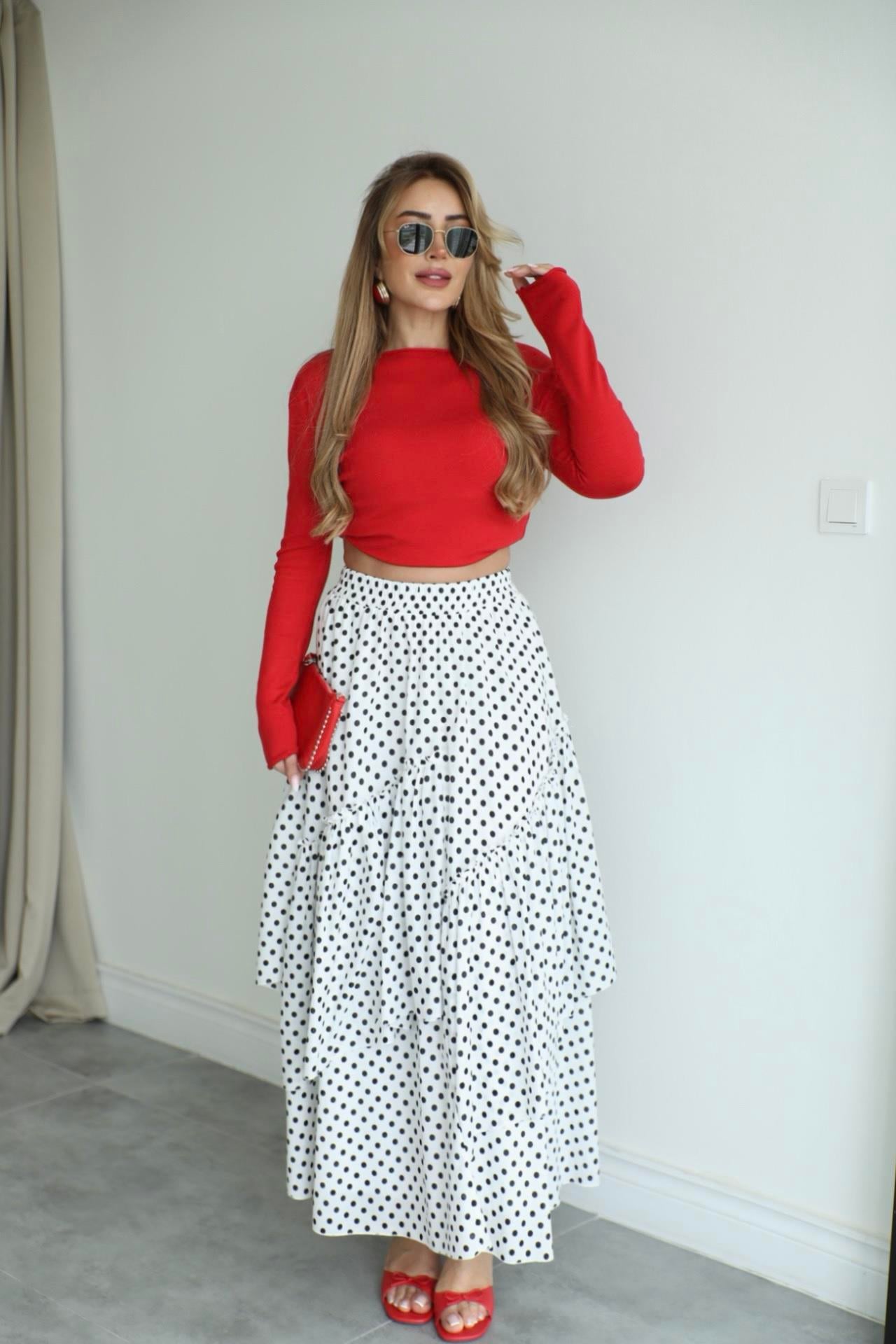 Beyaz Siyah Puantiyeli Volanlı Etek