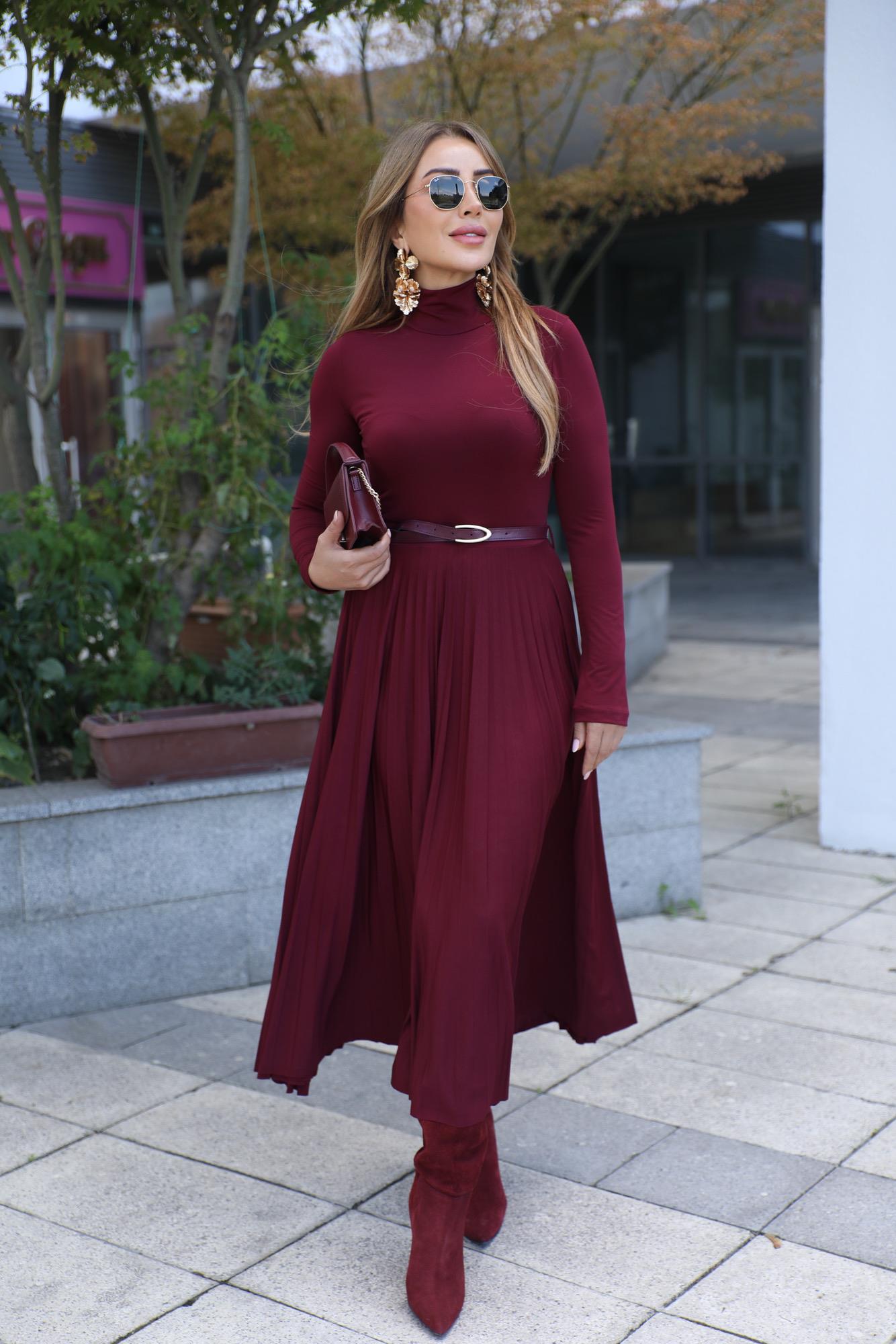 Bordo Piliseli Kemerli Balıkçı Elbise