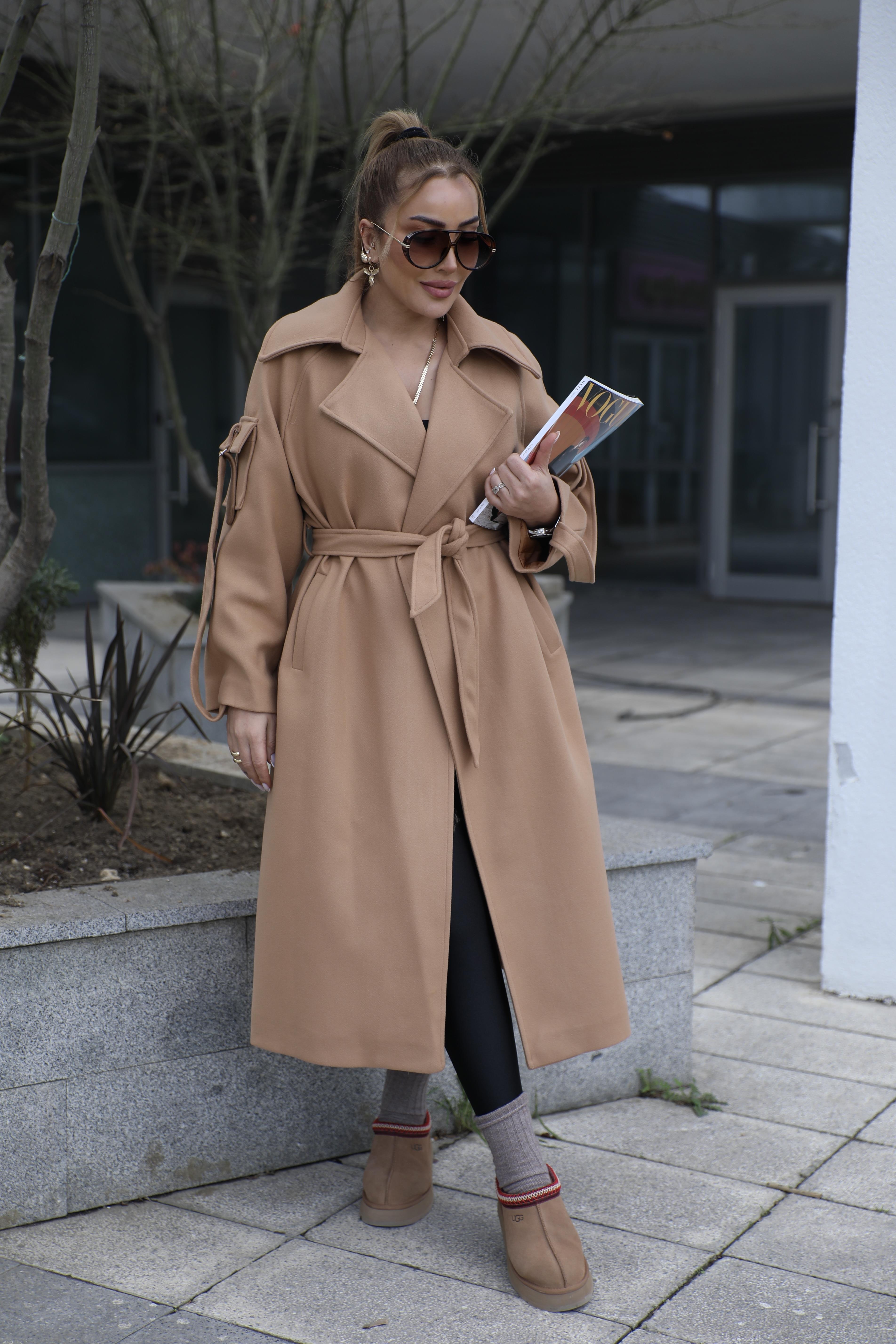 Camel Kol Kemer Detaylı Oversize Kaban