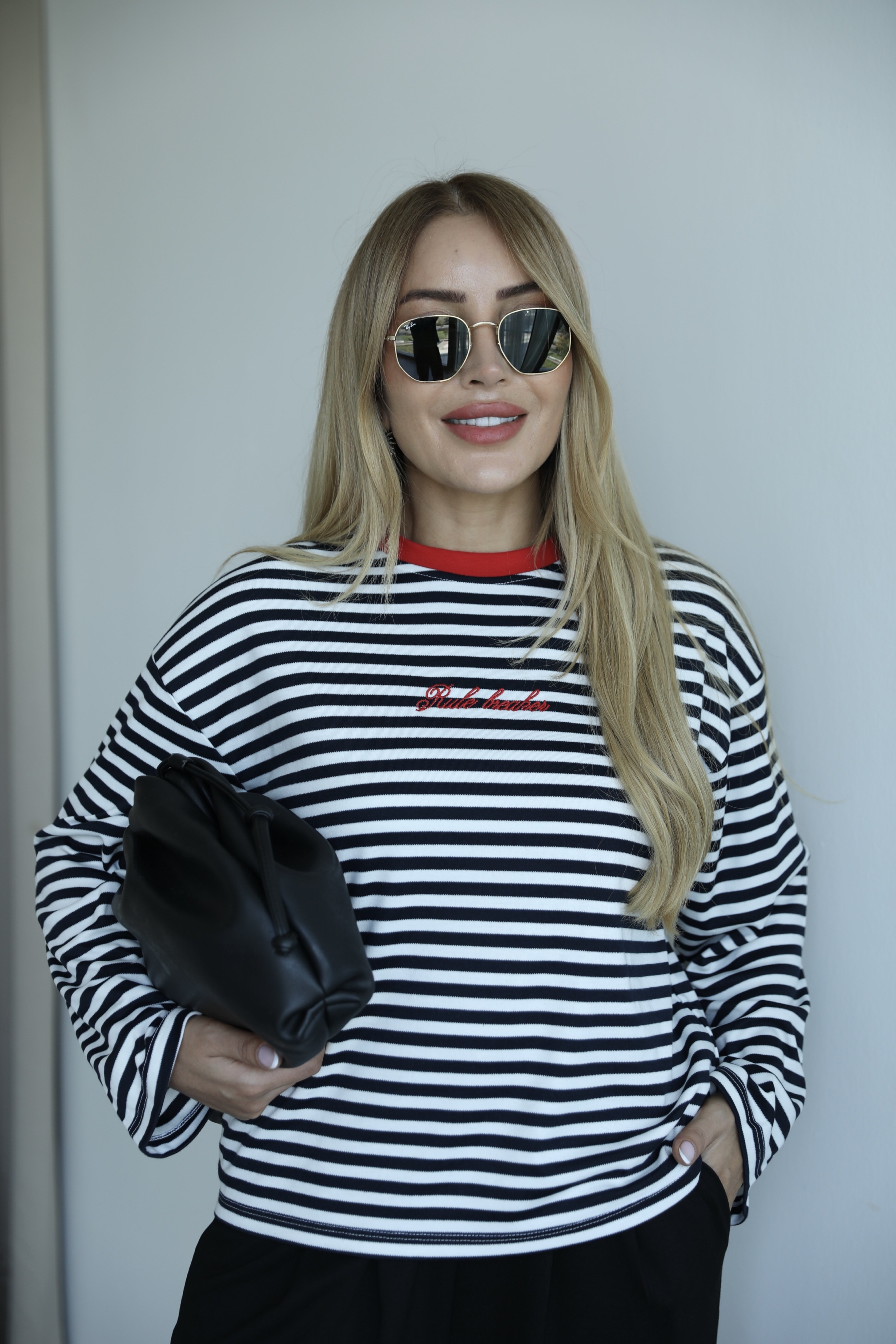 Çizgili Kırmızı Biyeli Basic T-shirt
