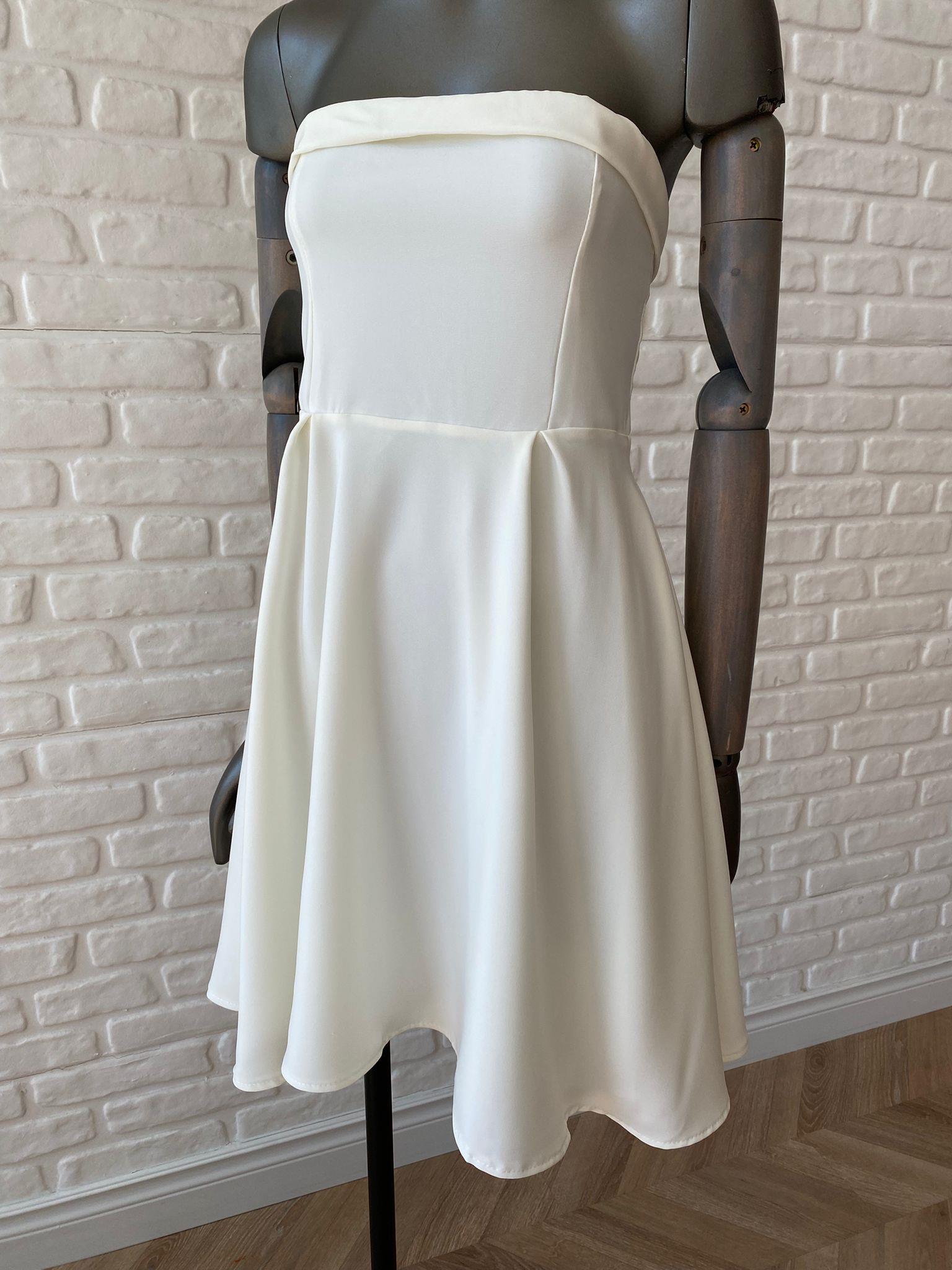 Ekru  Çan  Straplez Elbise