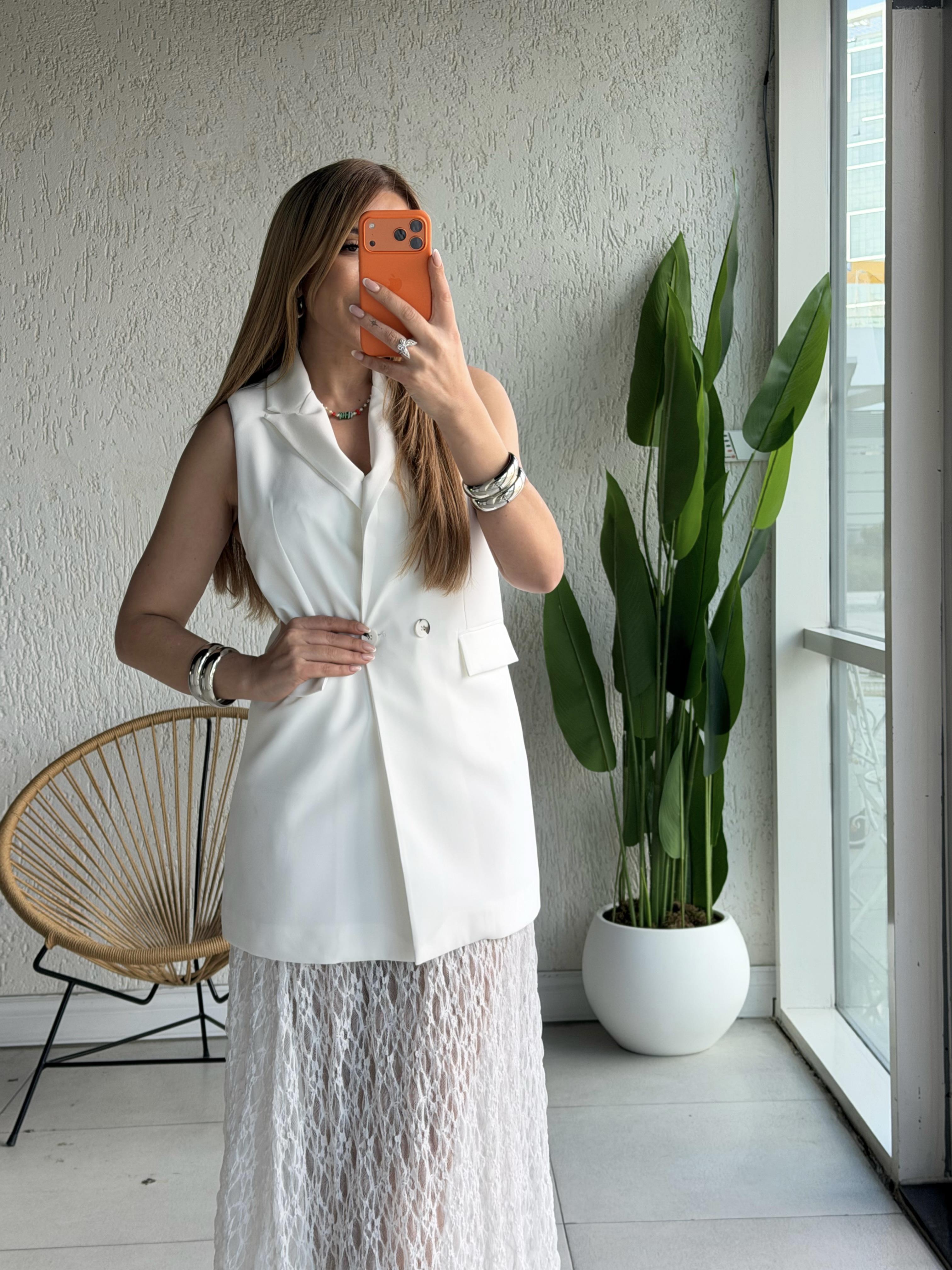 Ekru Güpür Detaylı Yelek Elbise 