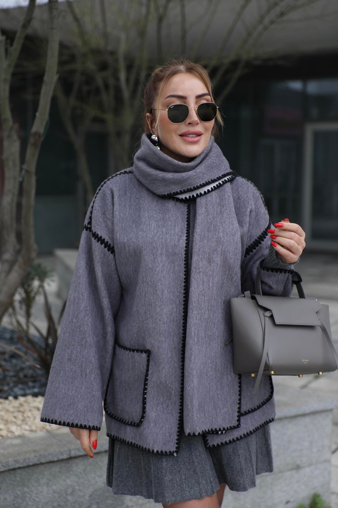 Gri Şal Detaylı Pinterest Ceket