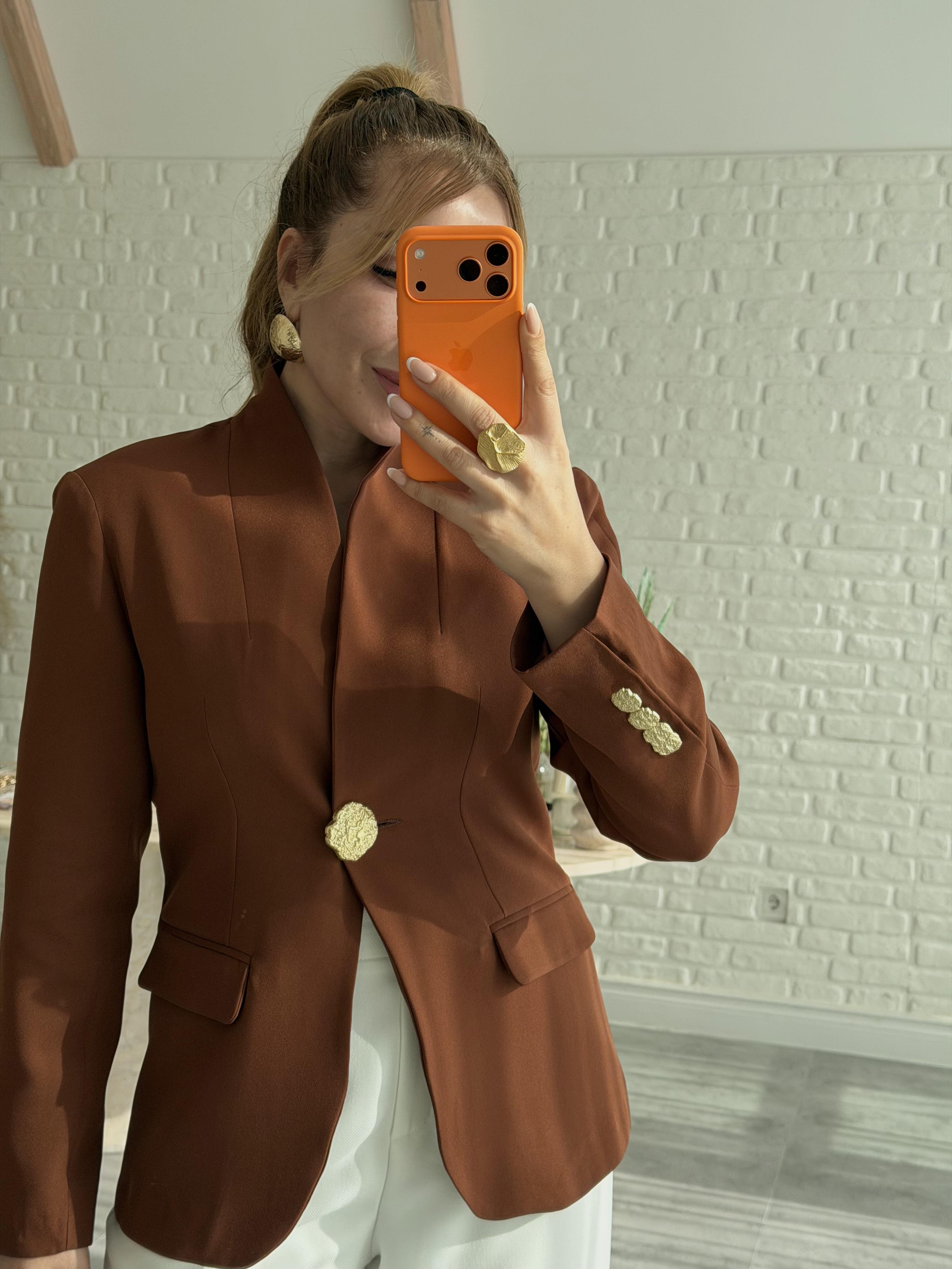 Kahve Gold Düğme Detaylı Blazer Ceket