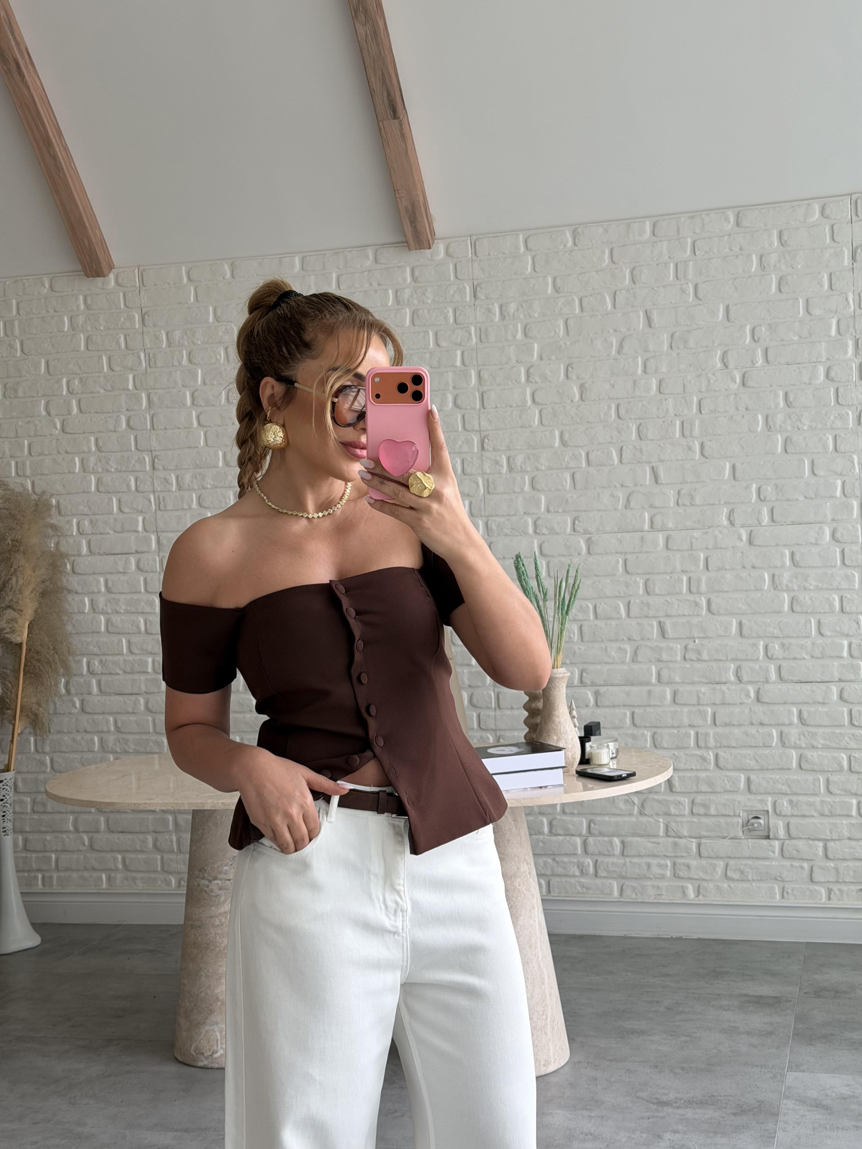 Kahve Kol Detaylı Straplez Bluz