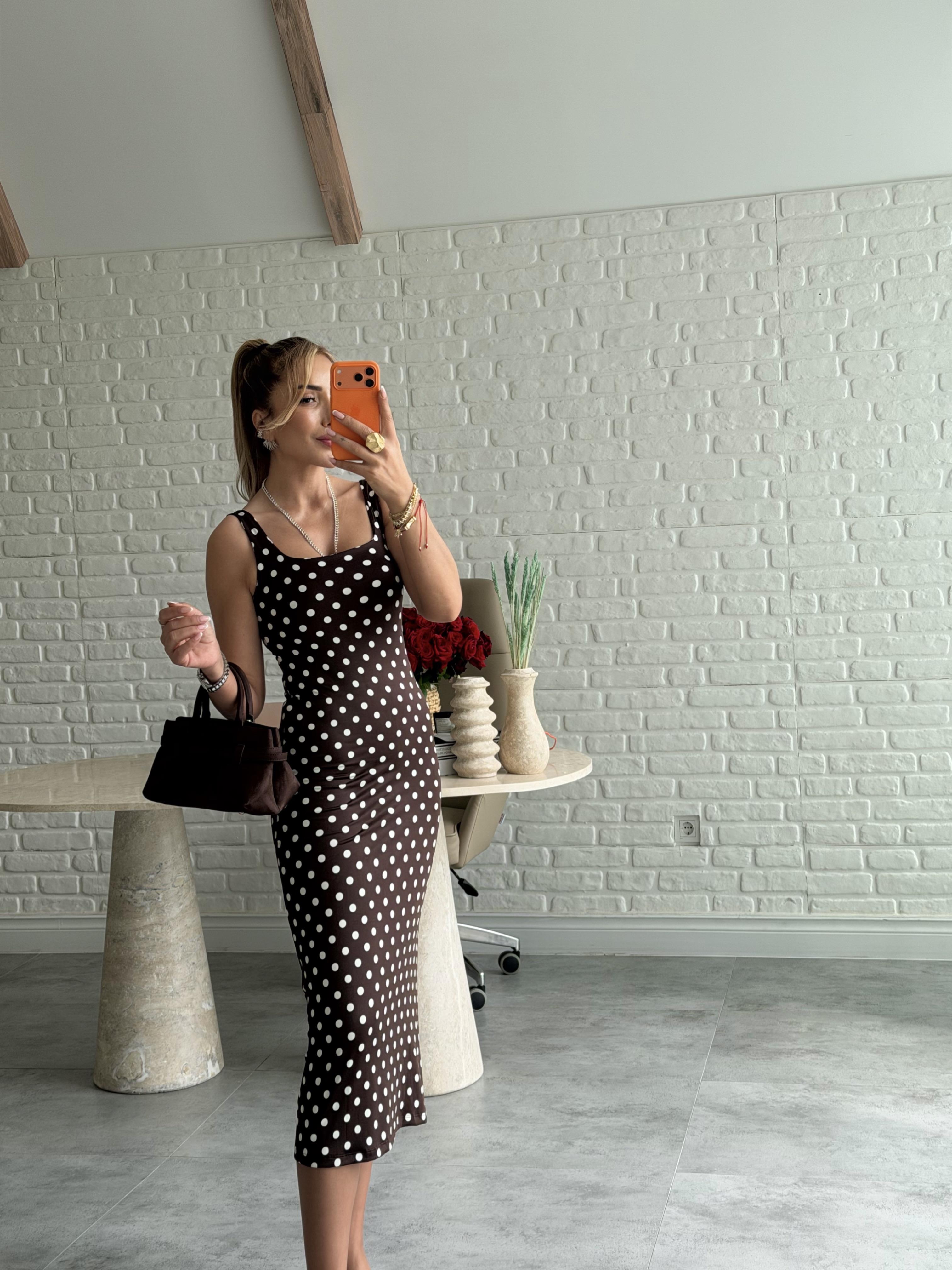 Kahve Puantiyeli Askılı Elbise