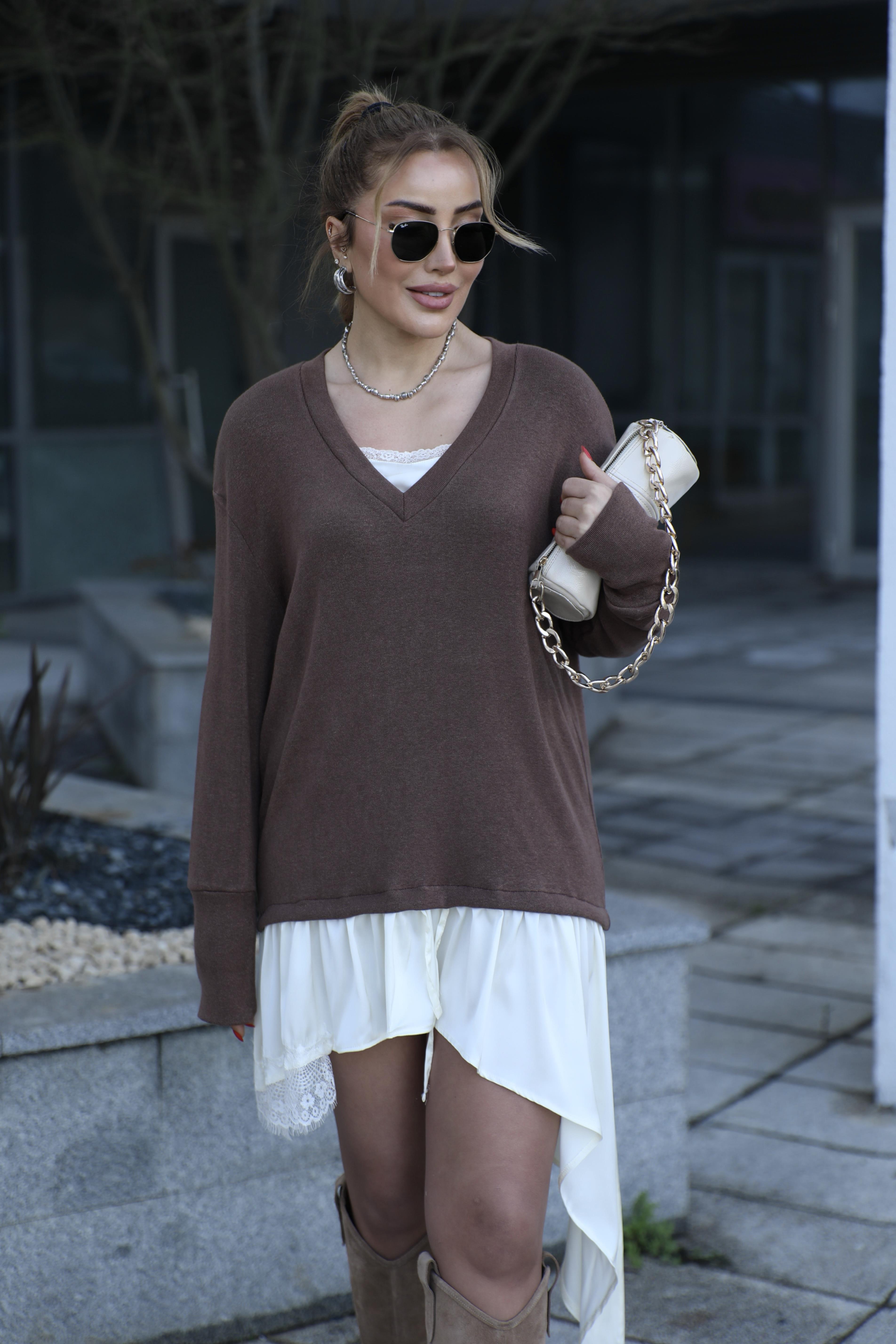 Kahve Saten Detaylı Triko Bluz