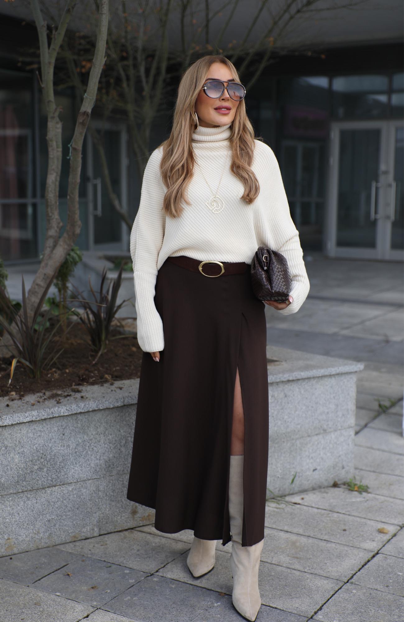 Kahve Yırtmaçlı Etek